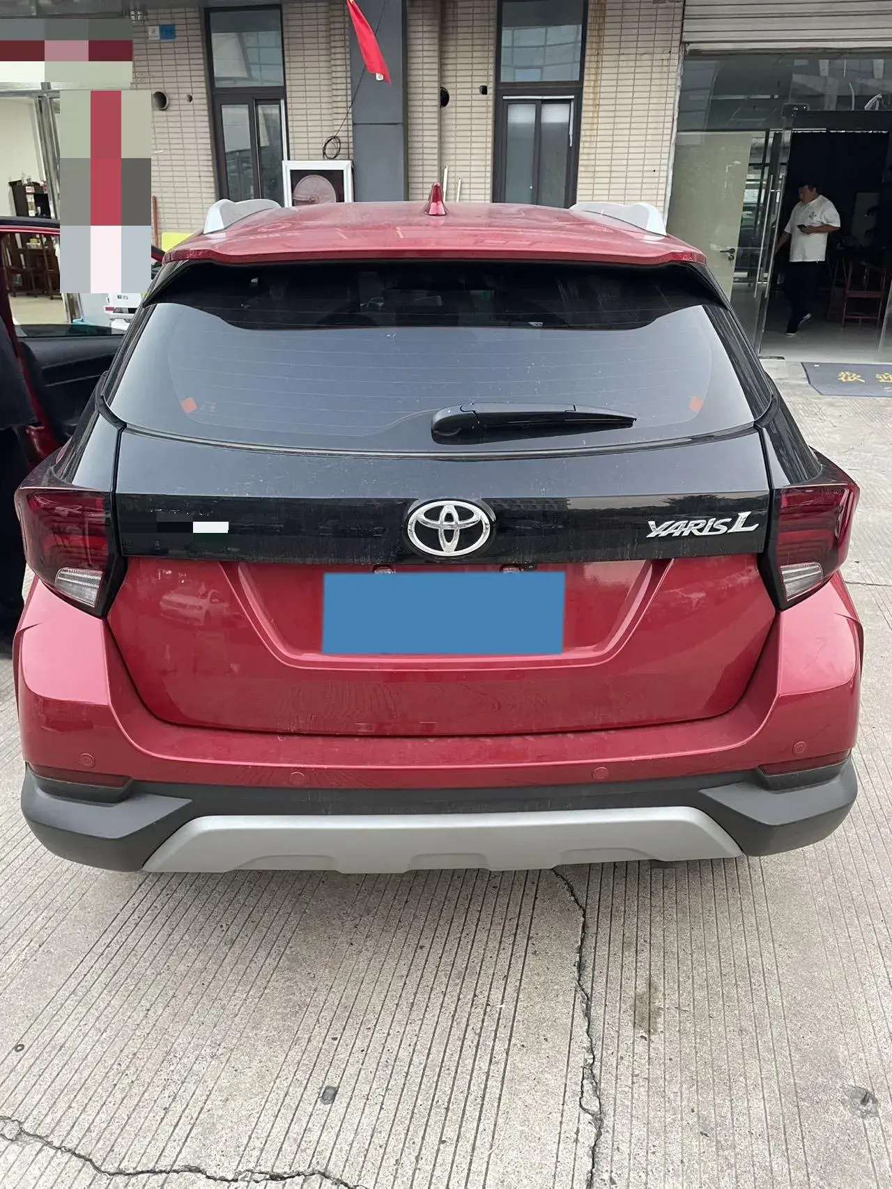 2022 TOYOTA YARIS thumbnail 3