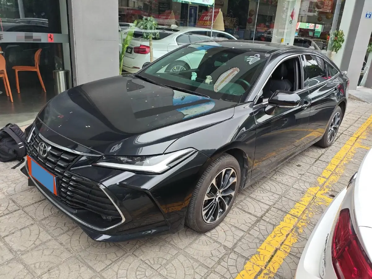 2023 Toyota Avalon 2.0L 177HP L4 CVT