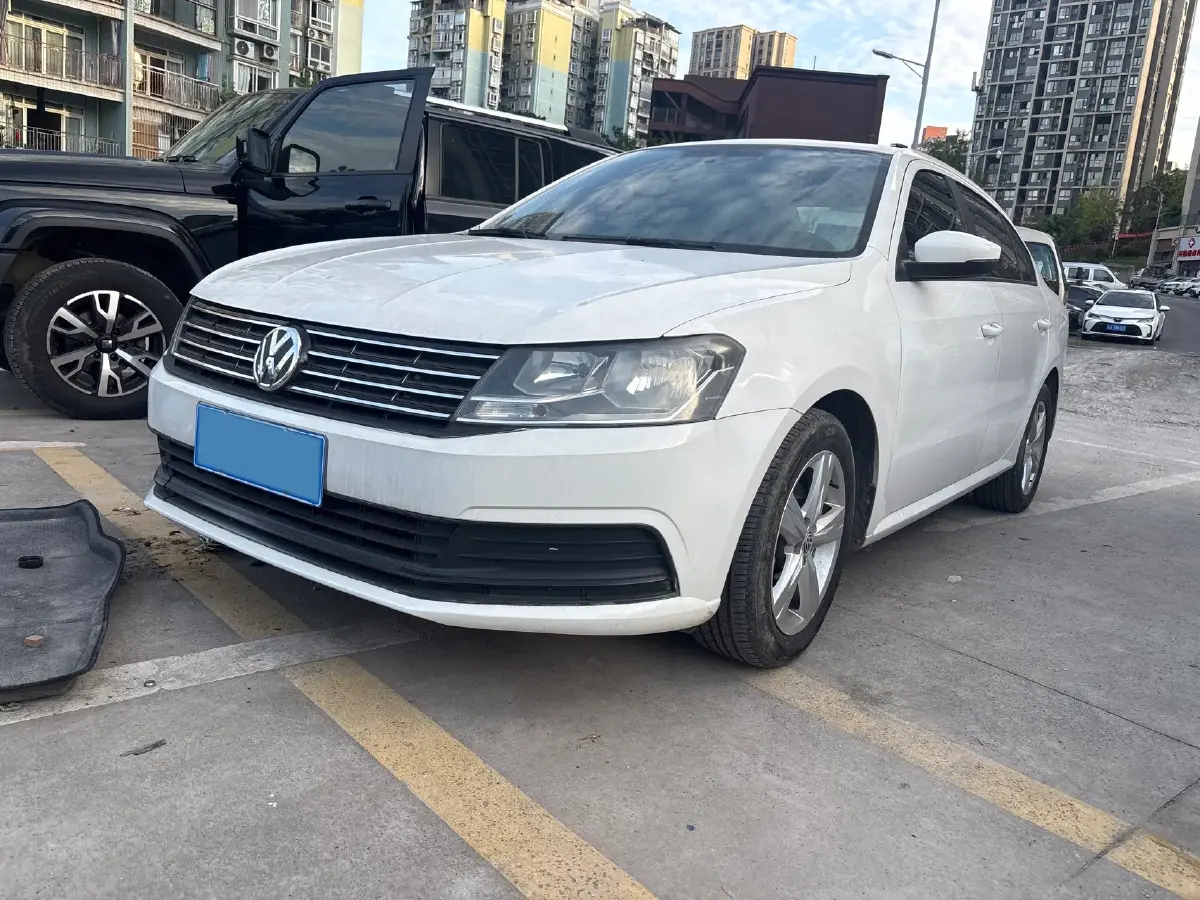 2017 Volkswagen Lavida 1.6L 110HP L4 6AT
