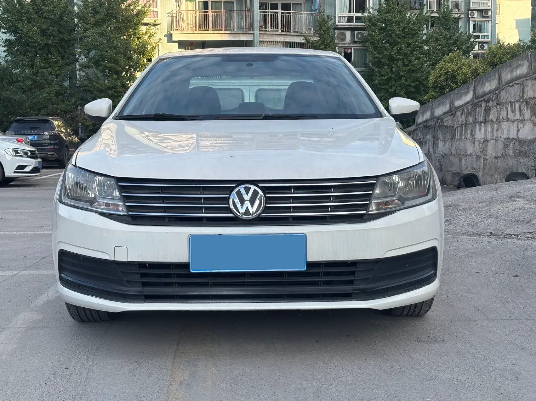 2017 VOLKSWAGEN LAVIDA thumbnail 3