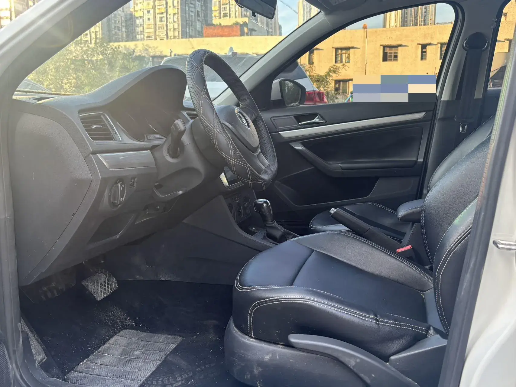 2017 VOLKSWAGEN LAVIDA thumbnail 4