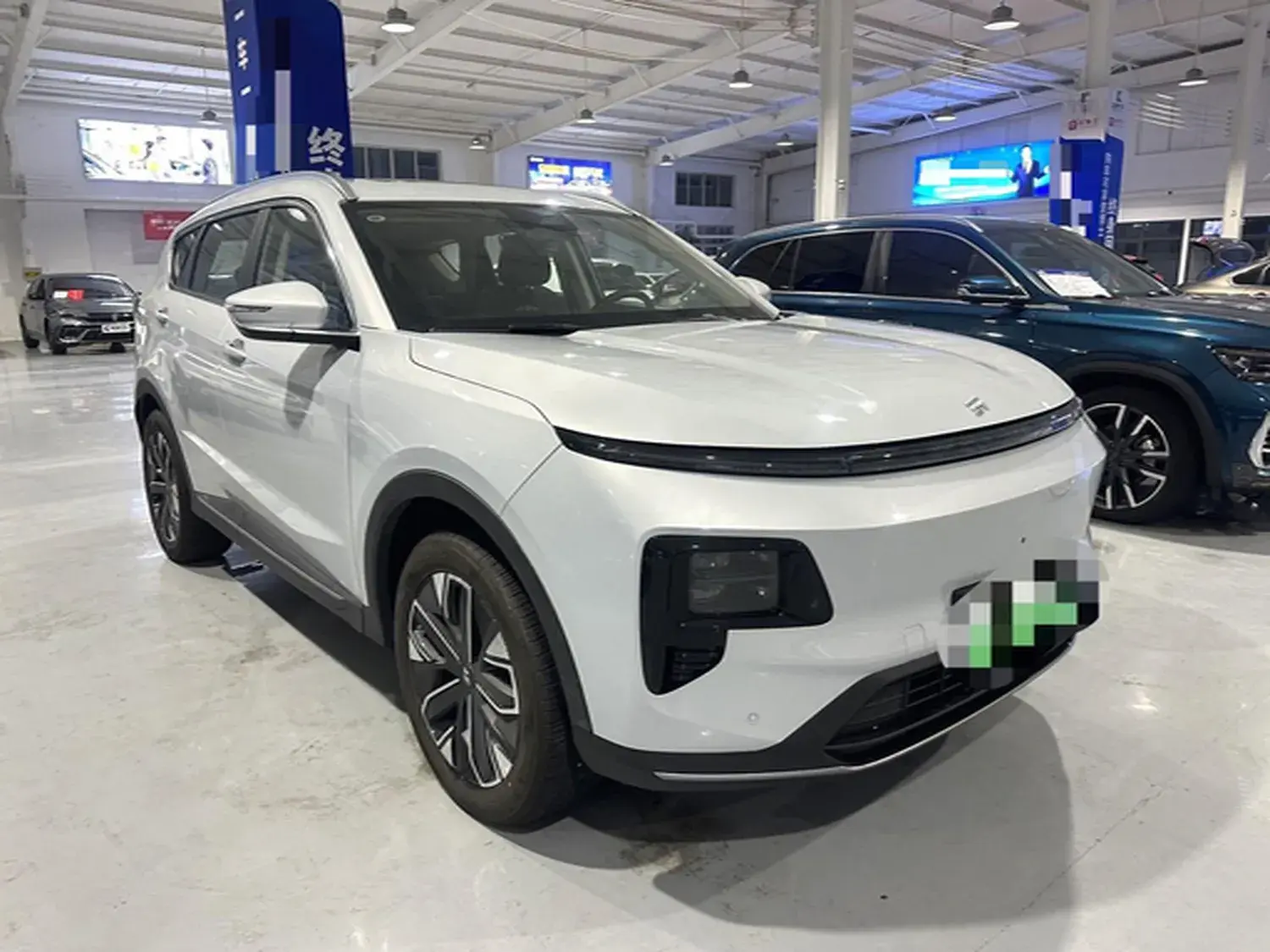 2024 JETOUR SHANHAI thumbnail 3