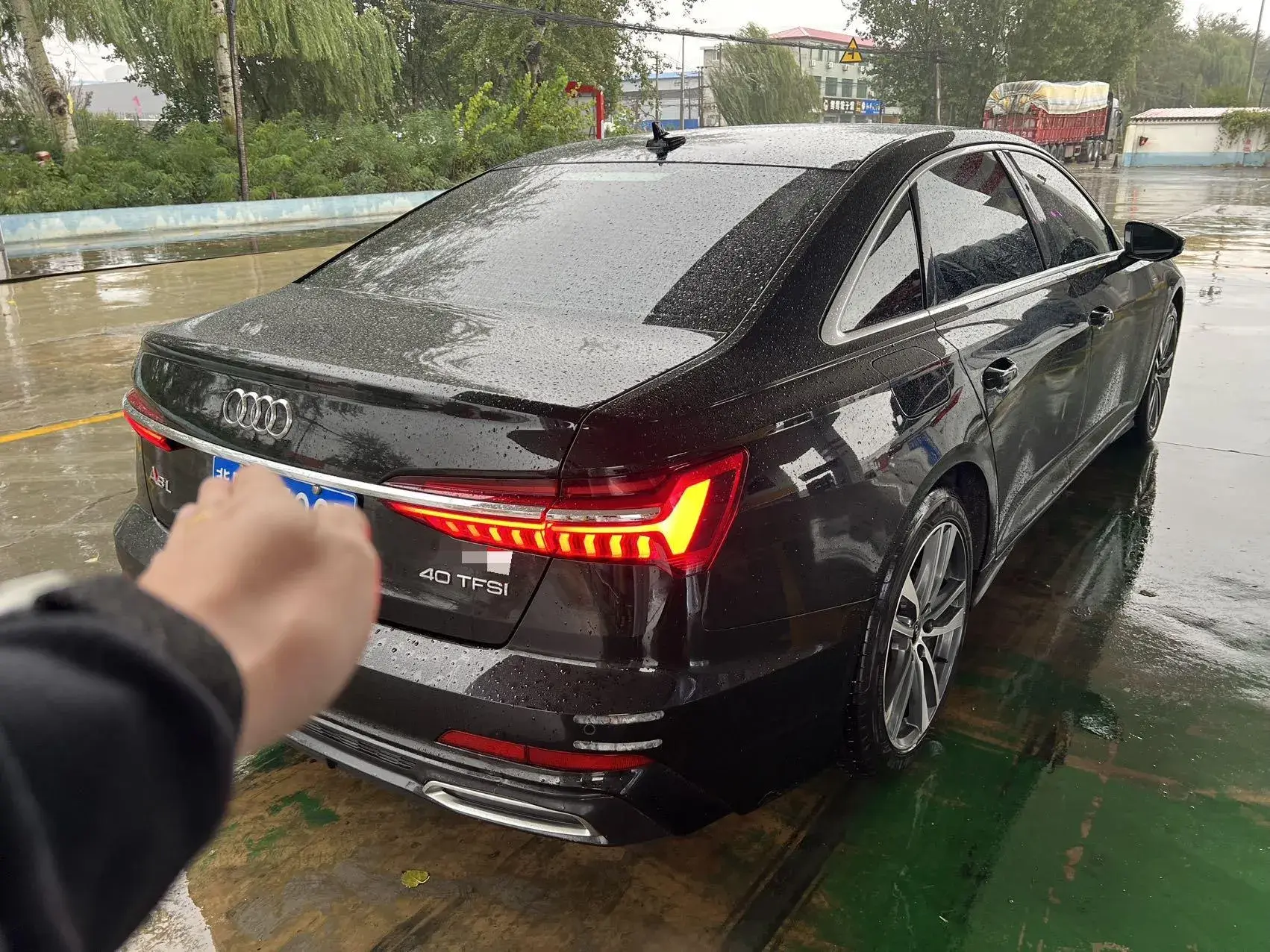 2022 AUDI A6L thumbnail 2