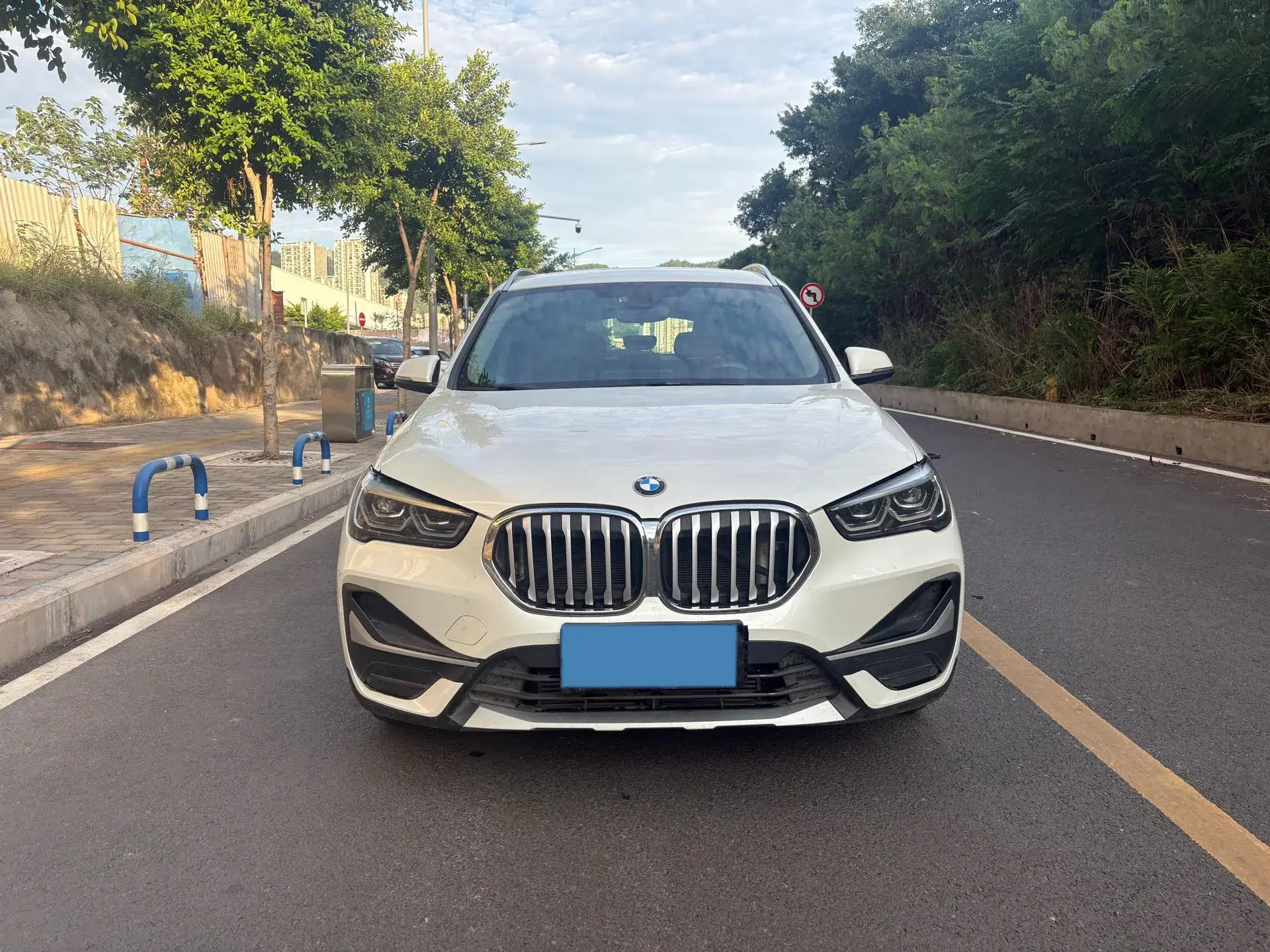 2021 BMW X1 thumbnail 2