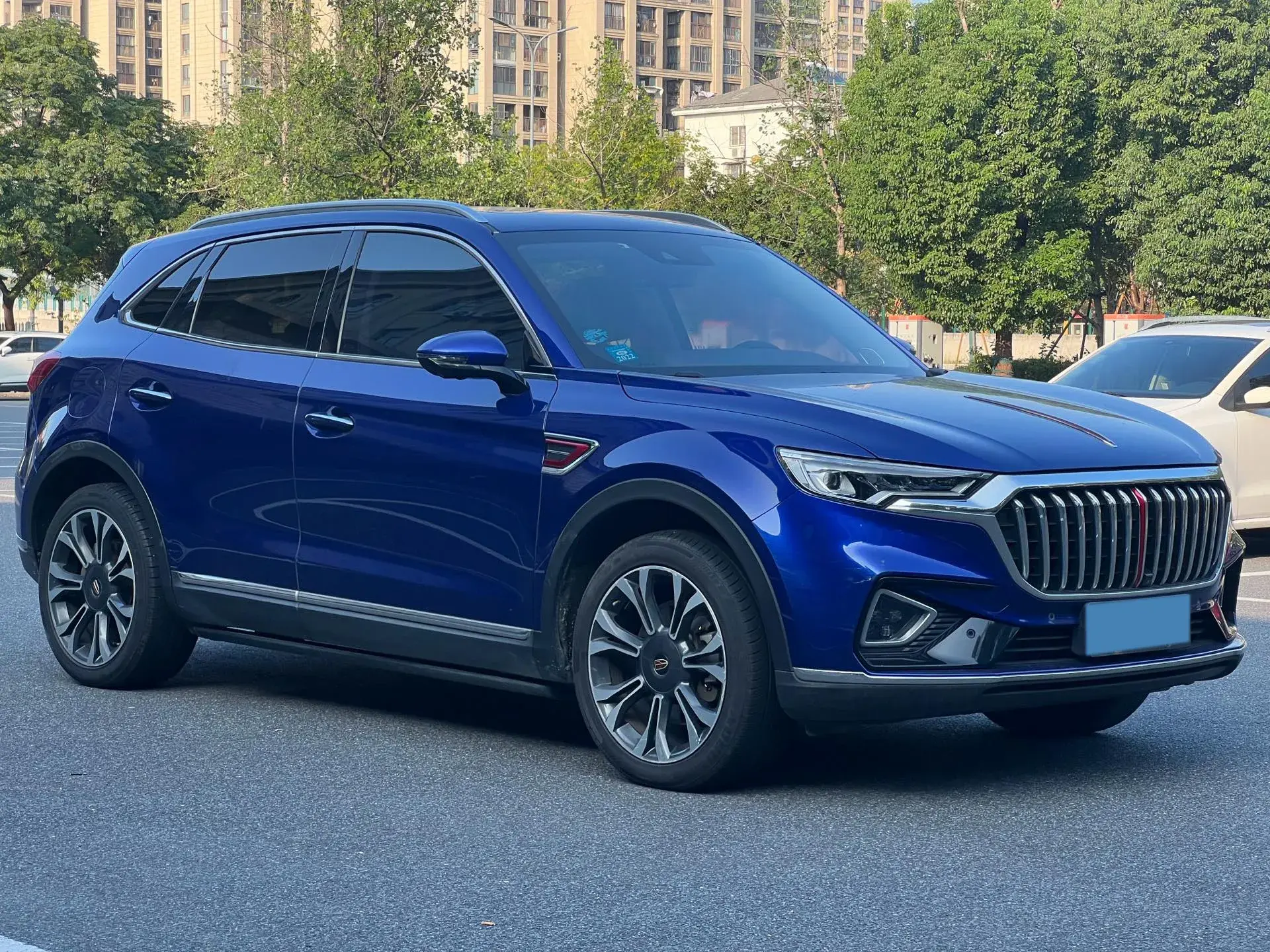 2019 HONGQI HS5 thumbnail 4