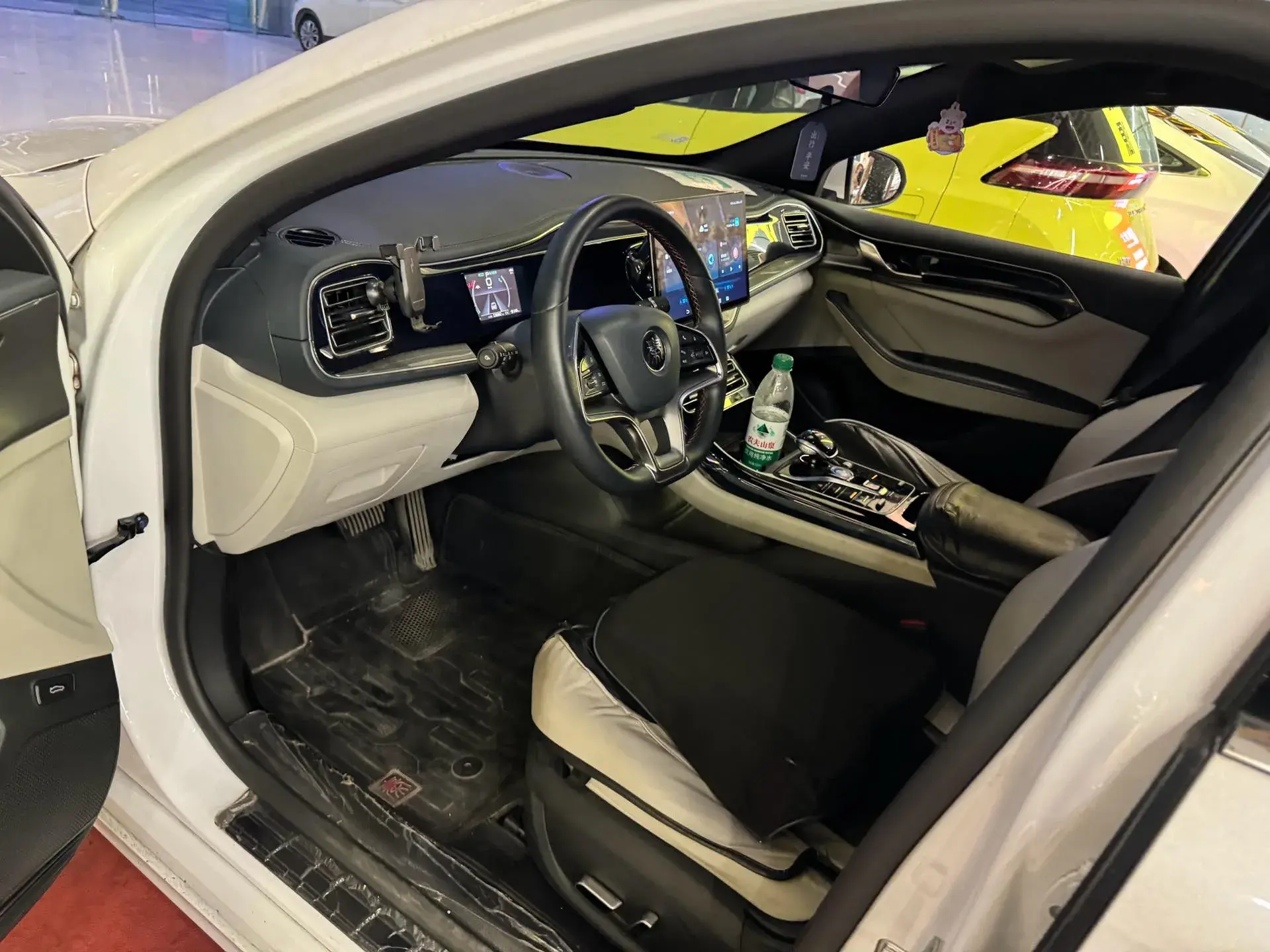 2021 BYD QIN thumbnail 2