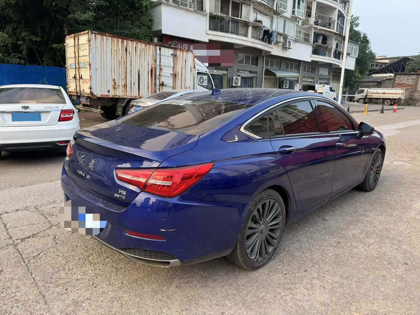 2020 HONGQI H5 thumbnail 3