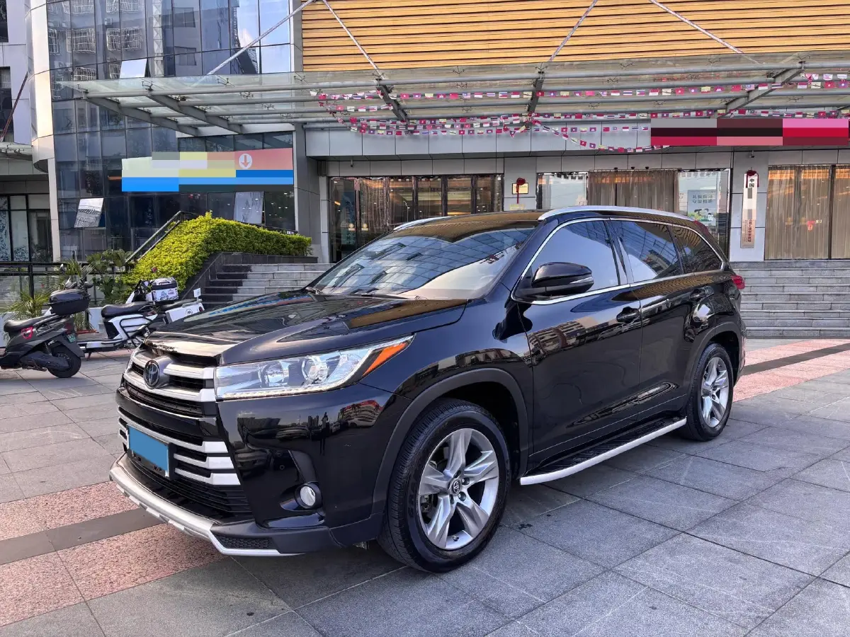 2018 Toyota Highlander 2.0T 220HP L4 6AT