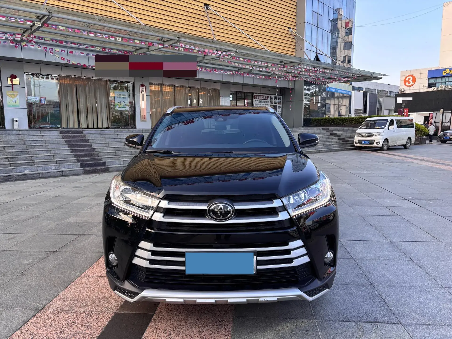 2018 TOYOTA HIGHLANDER thumbnail 2