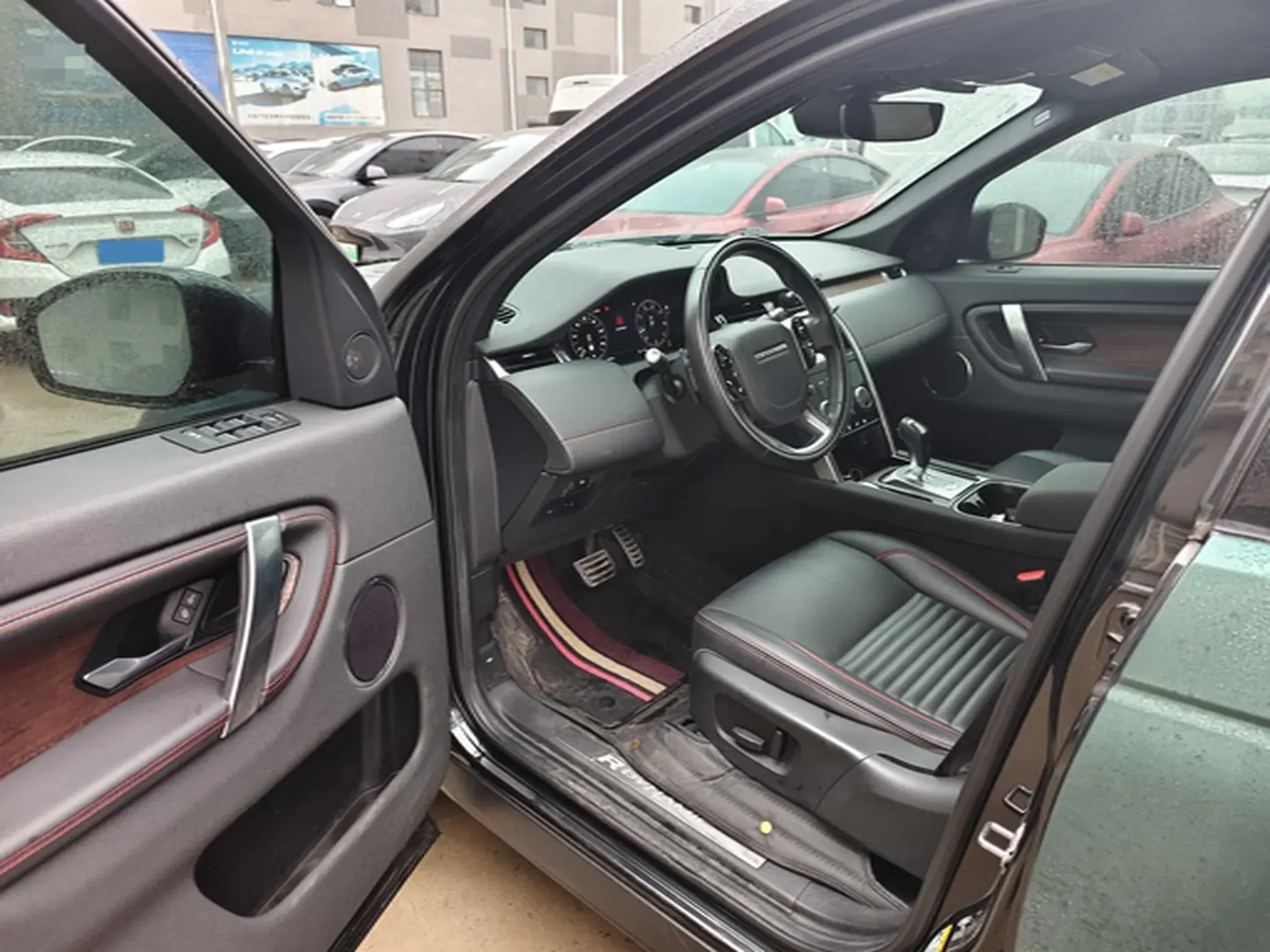 2020 LAND ROVER thumbnail 3