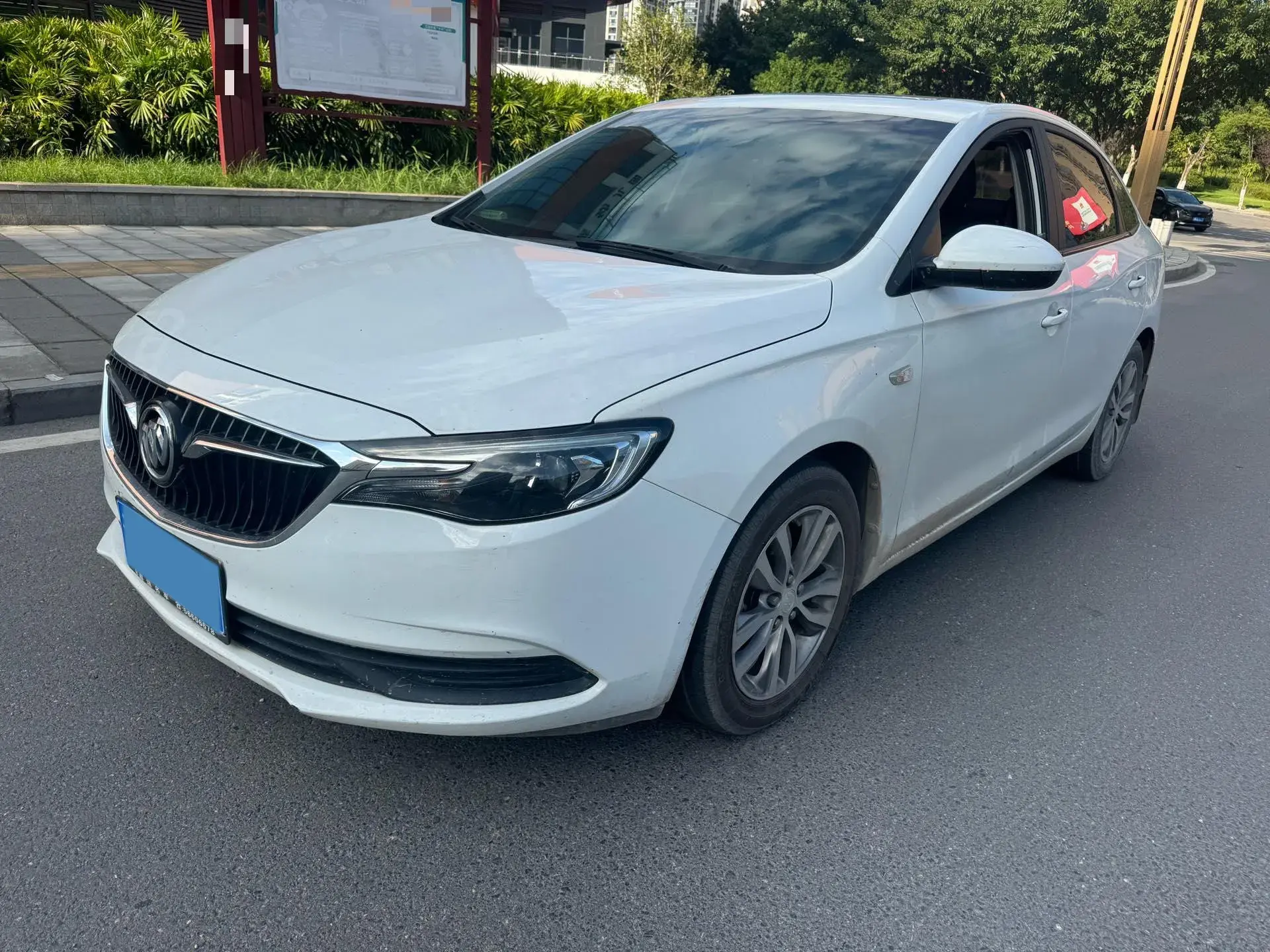 2019 BUICK EXCELLE view 1