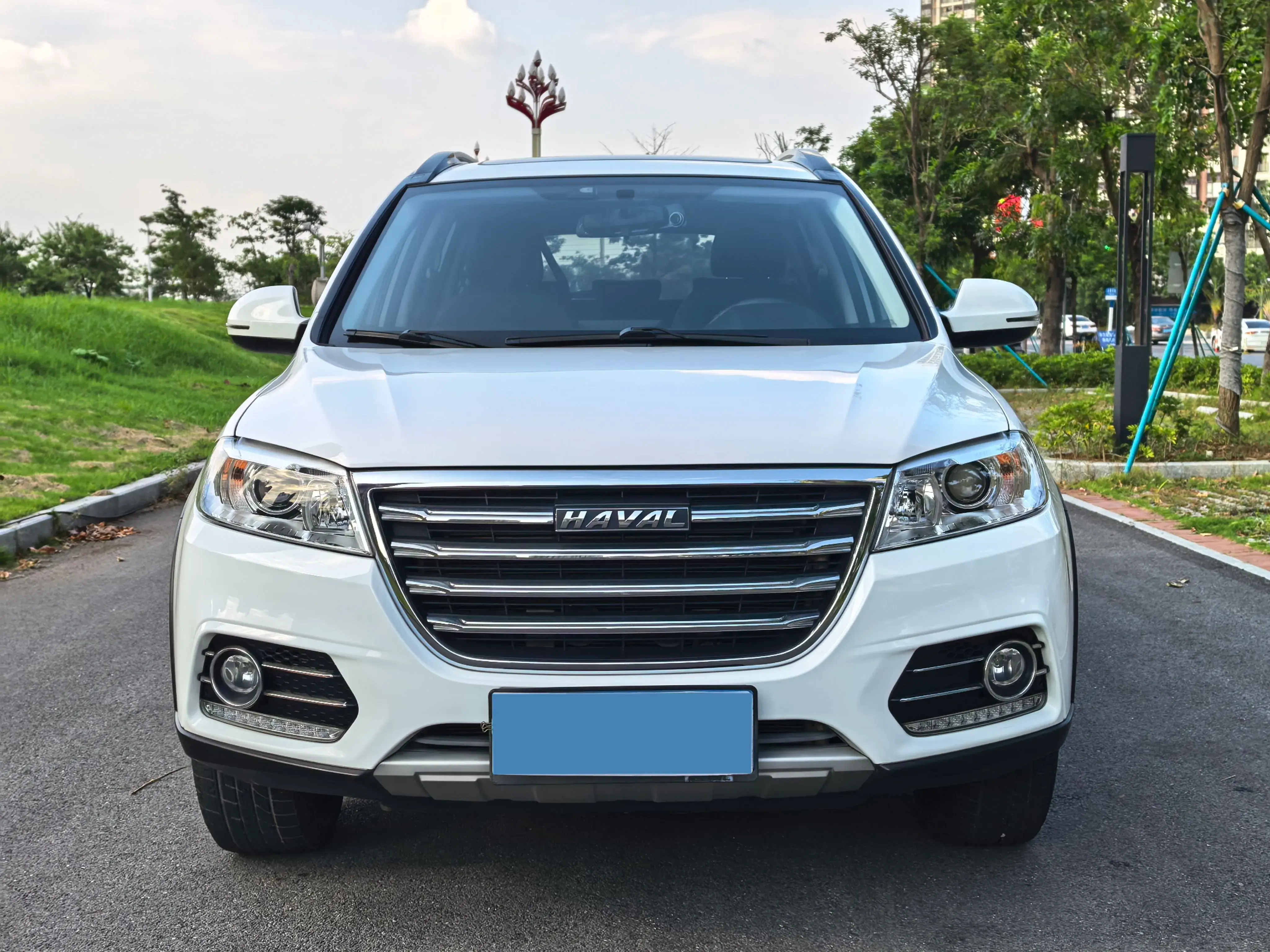 2021 HAVAL H6 thumbnail 2