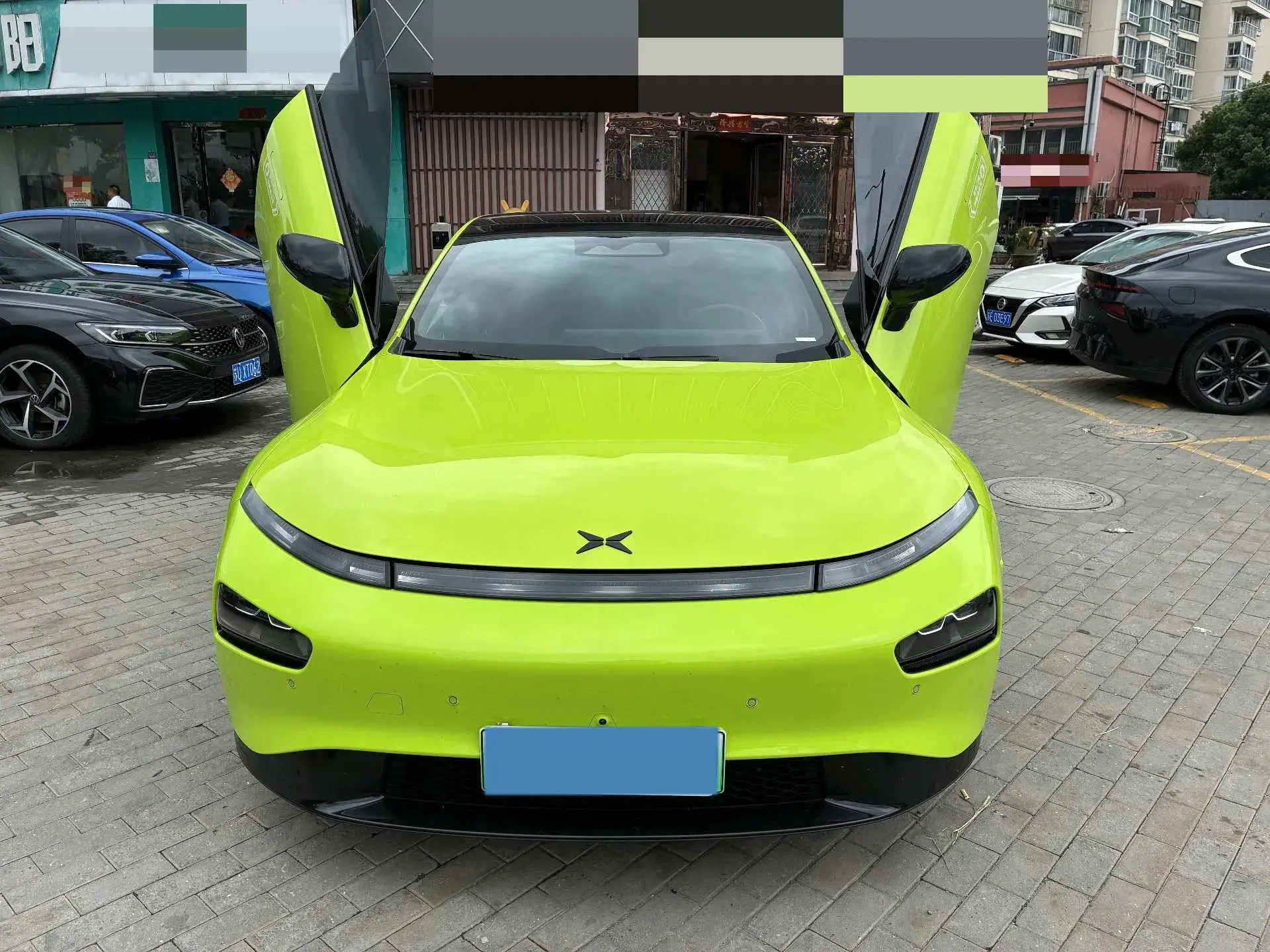 2021 XPENG P7 thumbnail 2