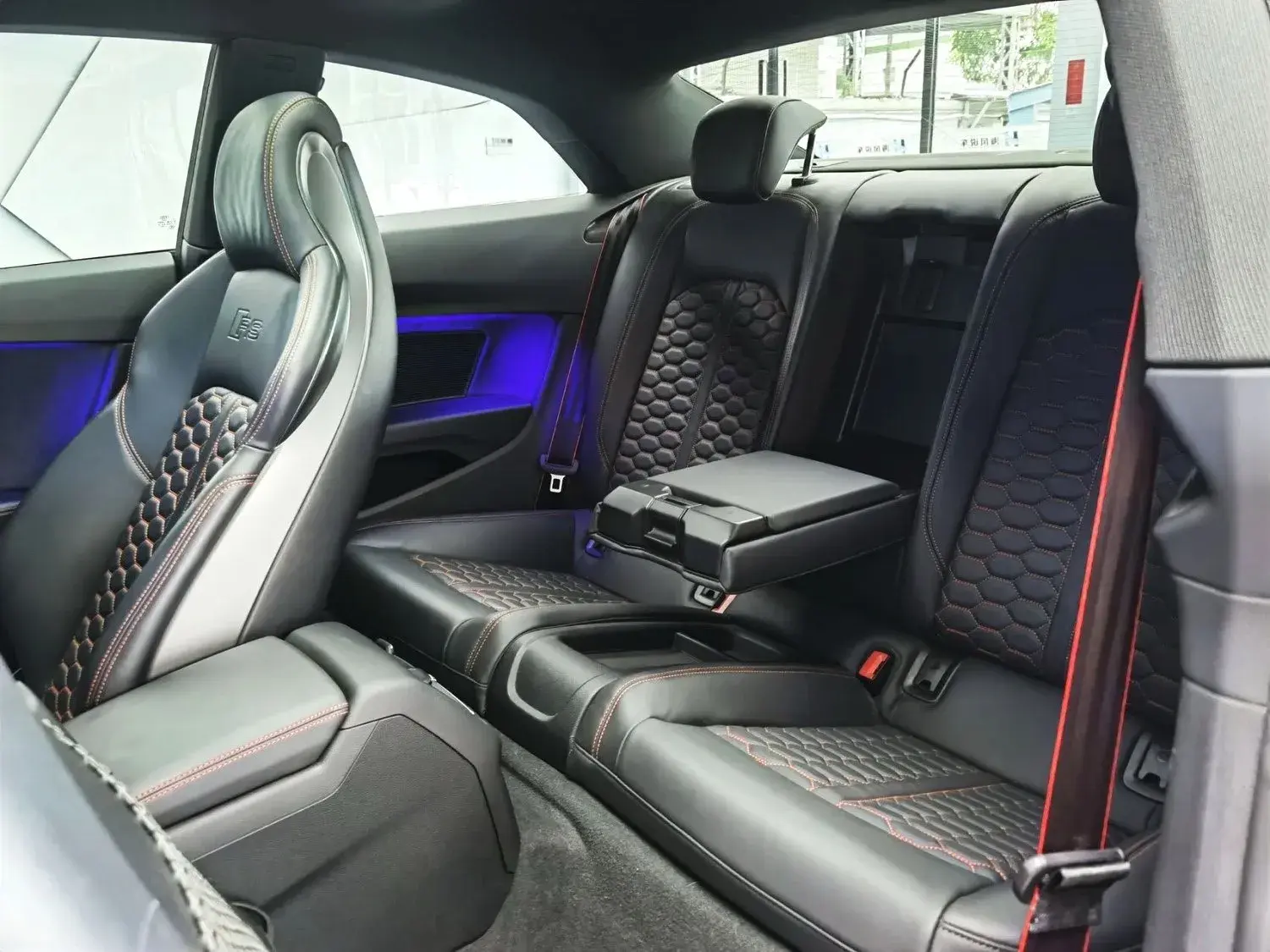 2022 AUDI RS thumbnail 3