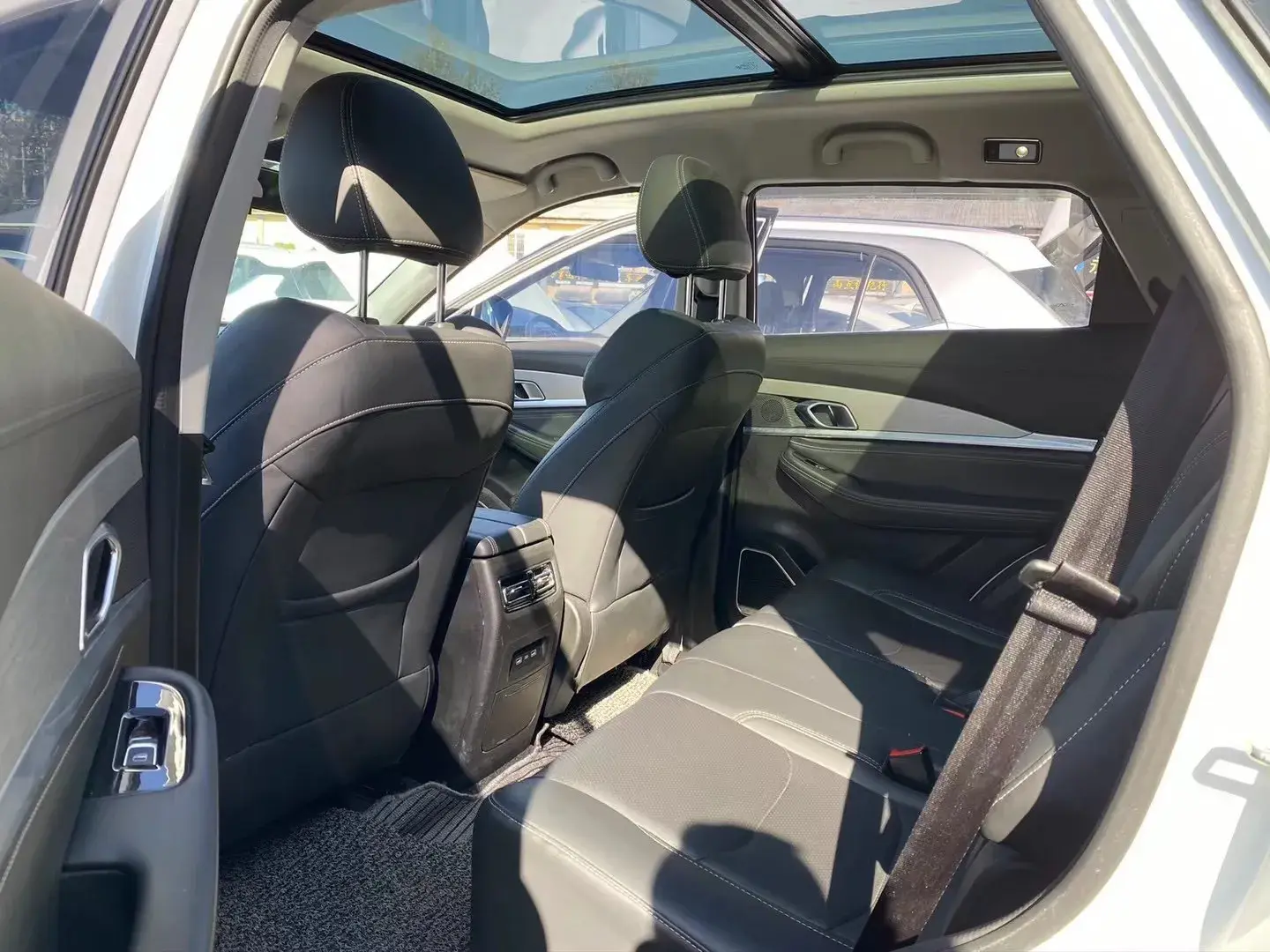 2020 JETOUR X70 thumbnail 4