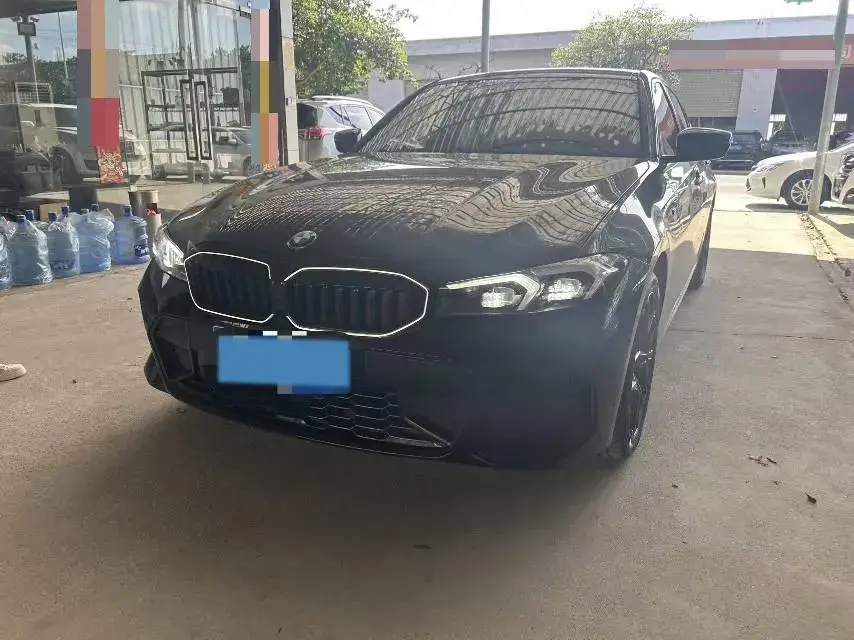 2025 BMW 3 Series 2.0T 245HP L4 8AT