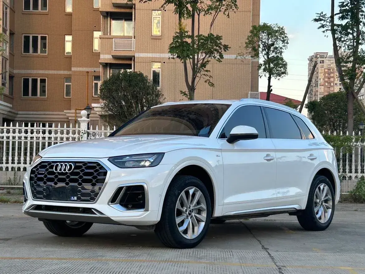 2022 Audi Q5L 2.0T 252HP L4 7DCT