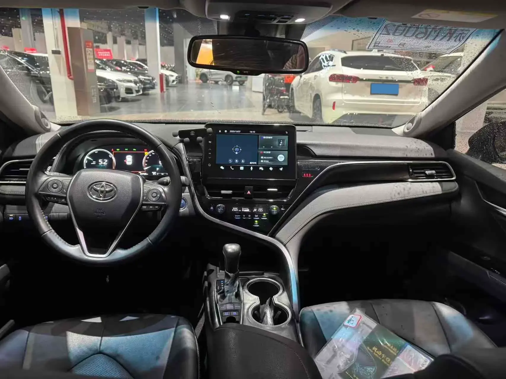 2021 TOYOTA CAMRY thumbnail 4