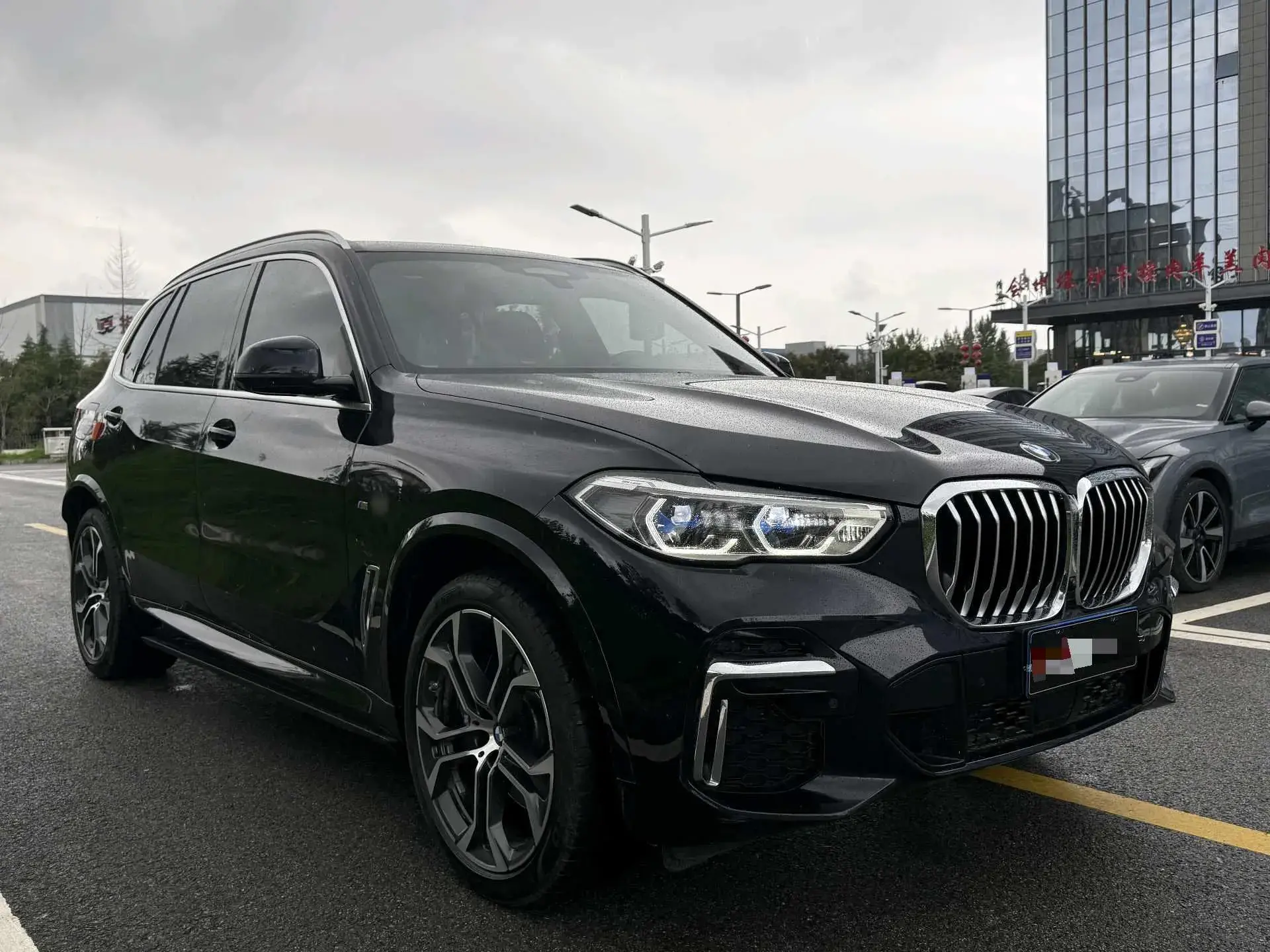 2022 BMW X5 thumbnail 2