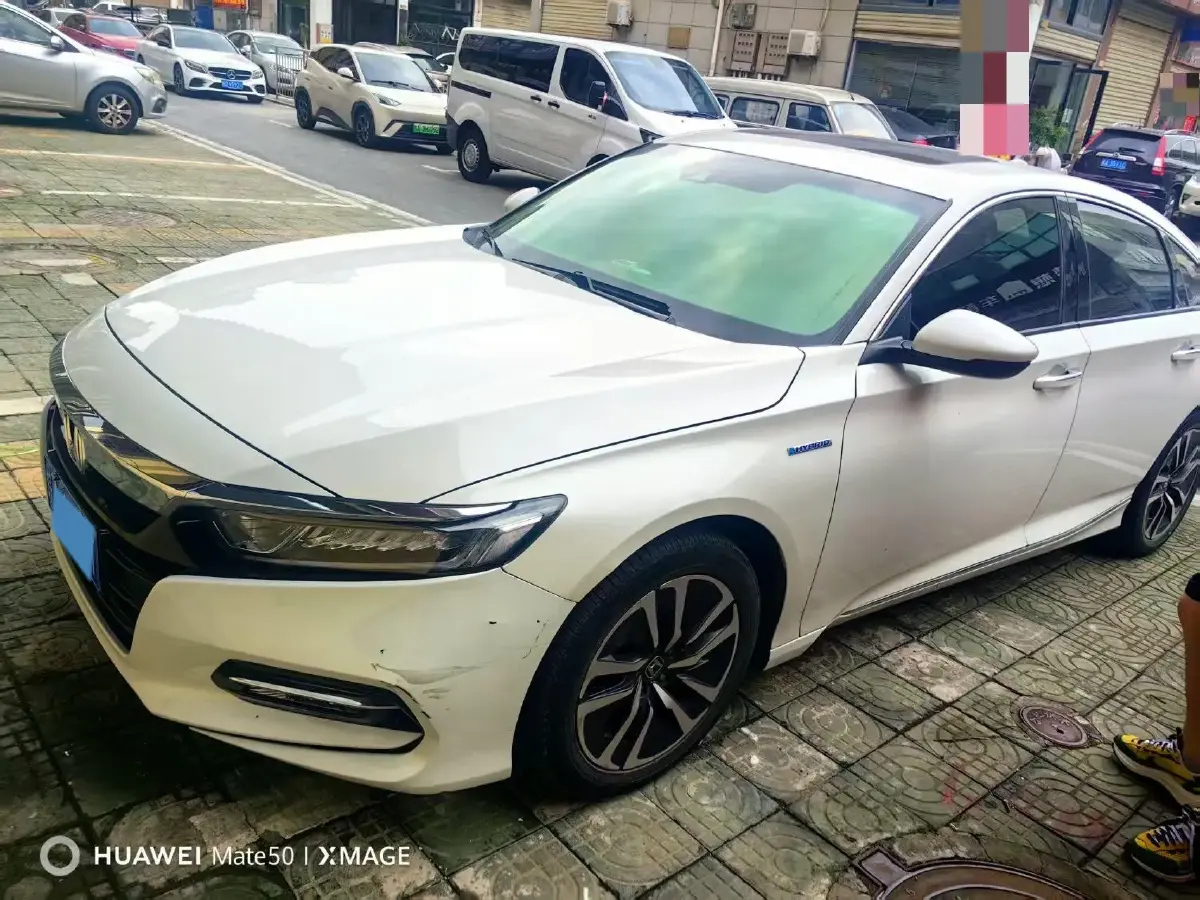 2018 Honda Accord 2.0L 146HP L4 E-CVT Hybrid