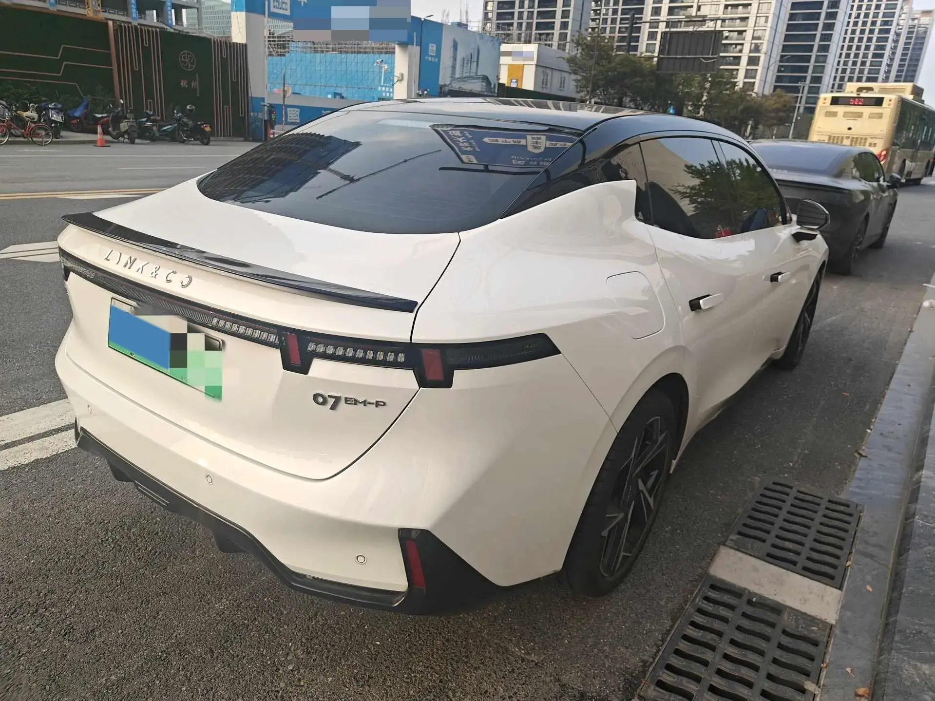 2024 LYNK&CO 07 thumbnail 2