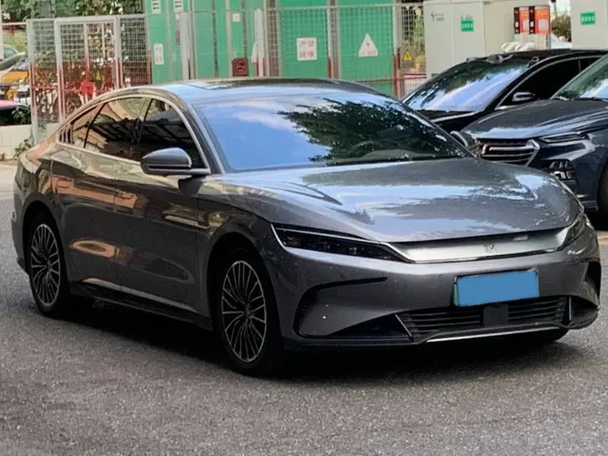 2023 BYD HAN thumbnail 3