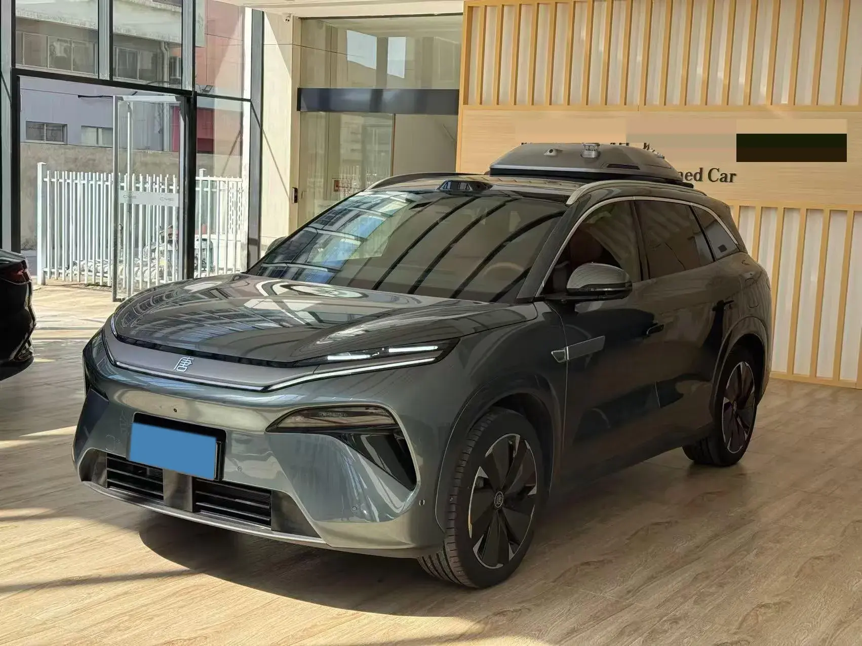 2025 BYD TANGL view 1