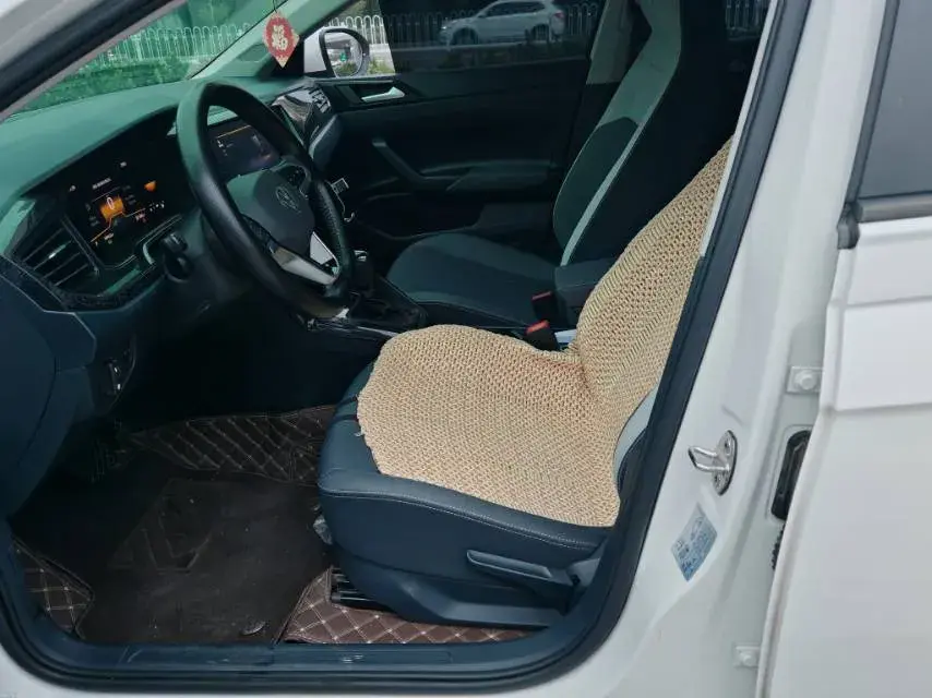 2025 VOLKSWAGEN LAVIDA thumbnail 3