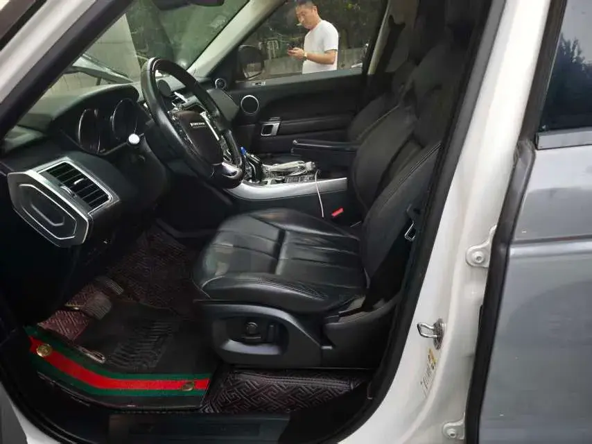 2016 LAND ROVER thumbnail 4