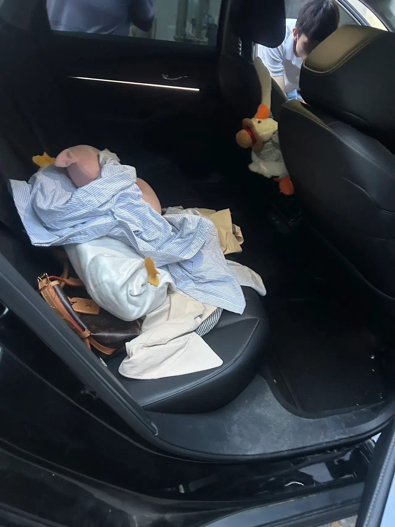 2023 HONDA ACCORD thumbnail 4