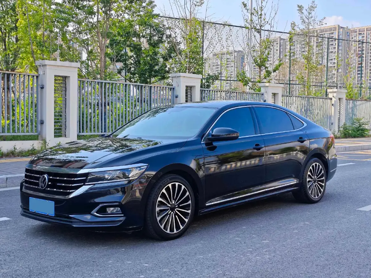 2020 Volkswagen Passat 1.4T 150HP L4 7DCT