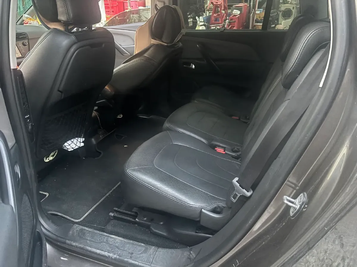 2015 Citroen C4 Picasso 1.6T 165HP L4 6AT,autocango,china used car exporter,china ev exporter,chinese used car exporter,chinese used ev exporter