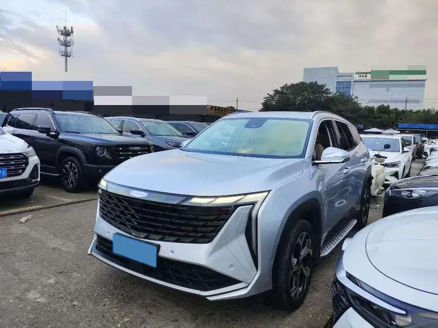 2023 Geely StarRay 1.5T 181HP L4 7DCT