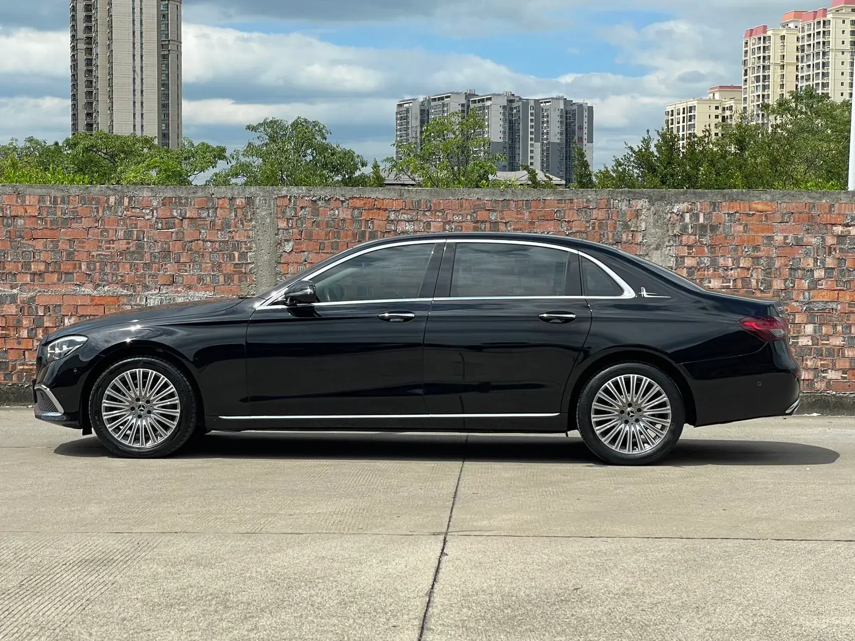 2021 MERCEDES-BENZ E thumbnail 3