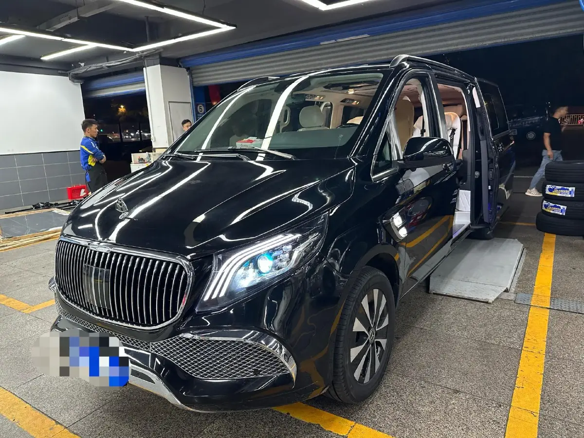 2023 Mercedes-Benz Vito 2.0T 211HP L4 9AT