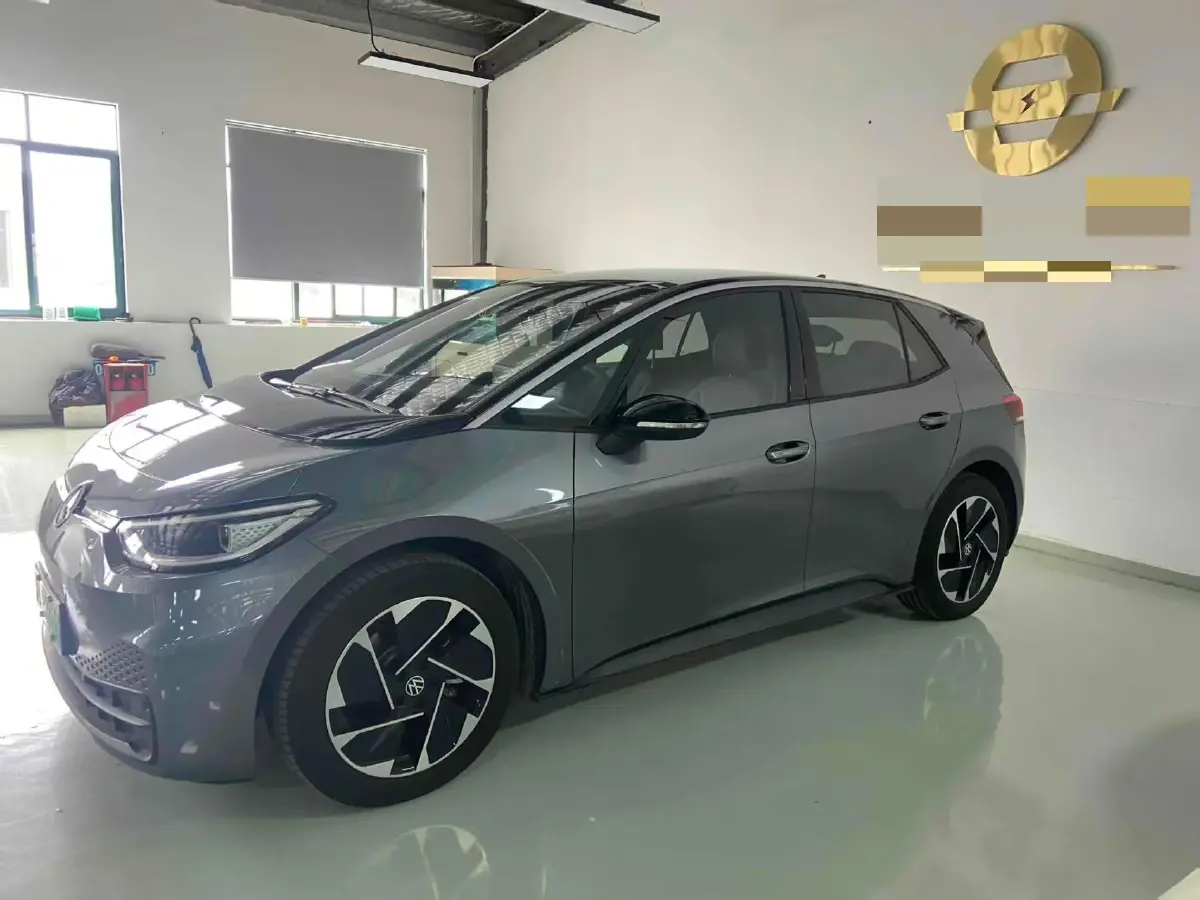 2023 Volkswagen ID.3 BEV 52.8KWH