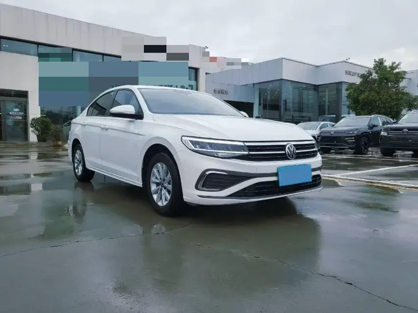 2023 VOLKSWAGEN BORA thumbnail 3