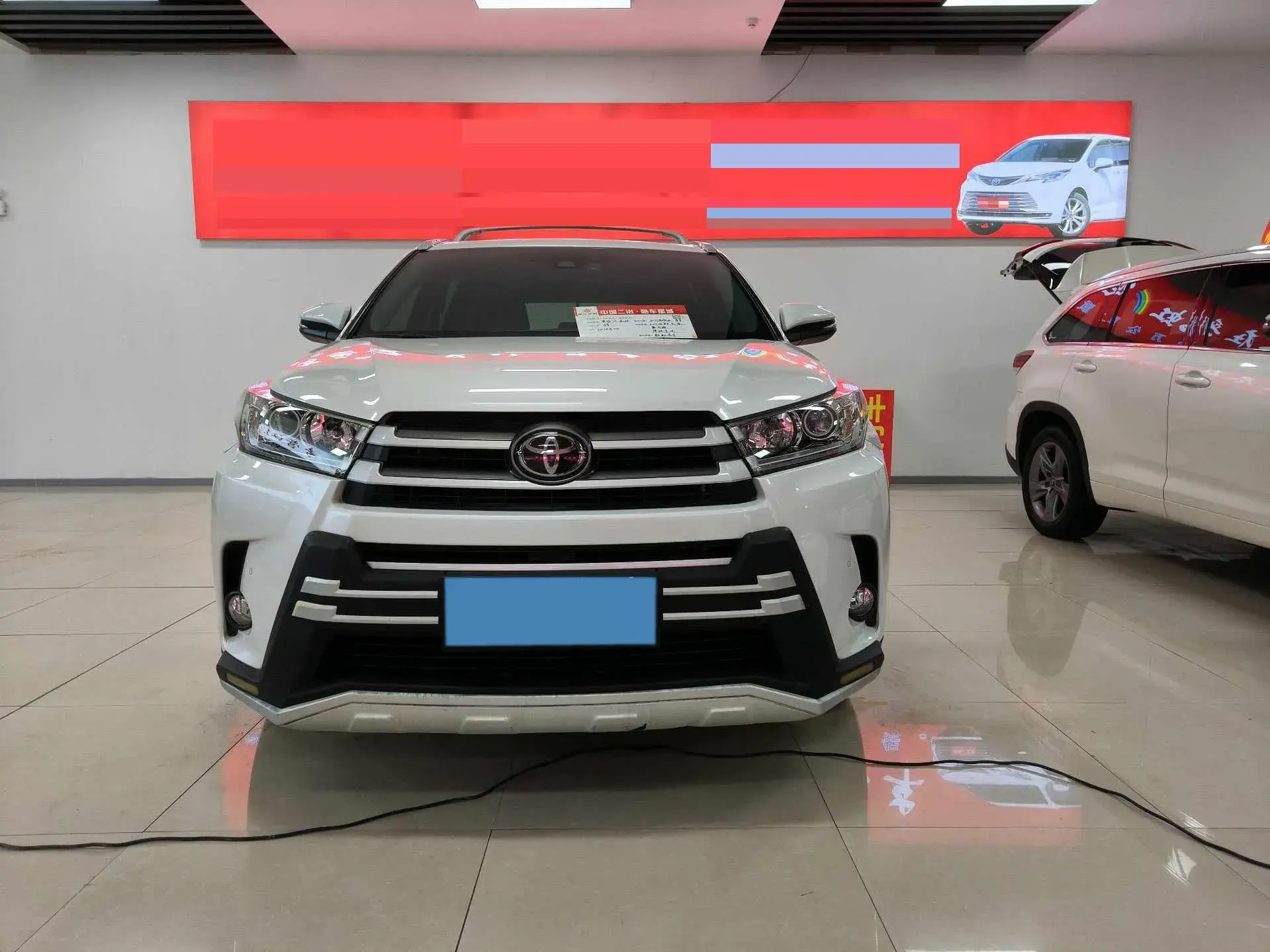 2021 TOYOTA HIGHLANDER thumbnail 2