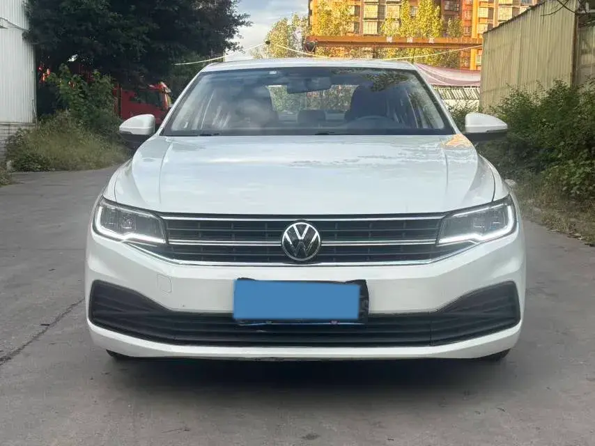 2021 VOLKSWAGEN BORA thumbnail 2