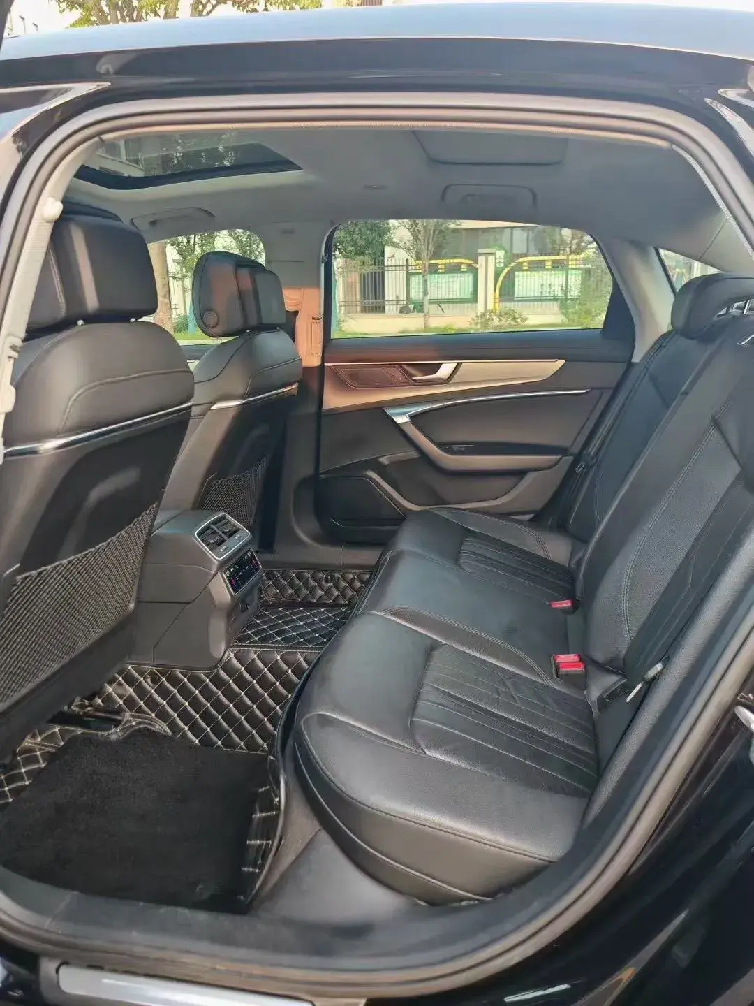 2020 AUDI A6L thumbnail 4