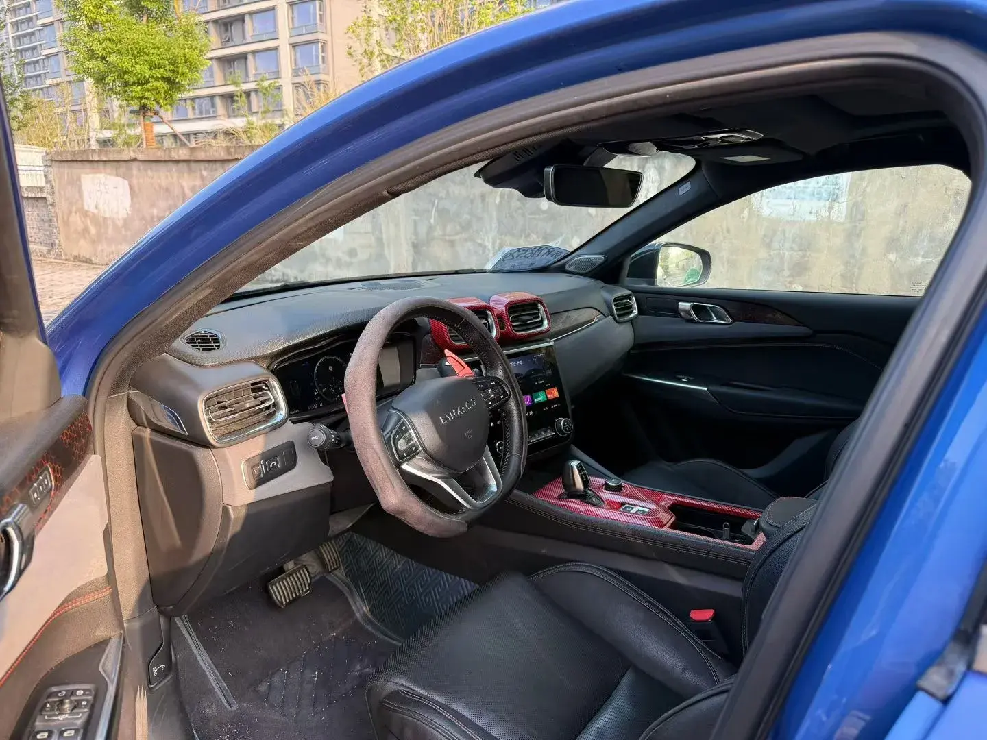 2019 LYNK&CO 03 thumbnail 2