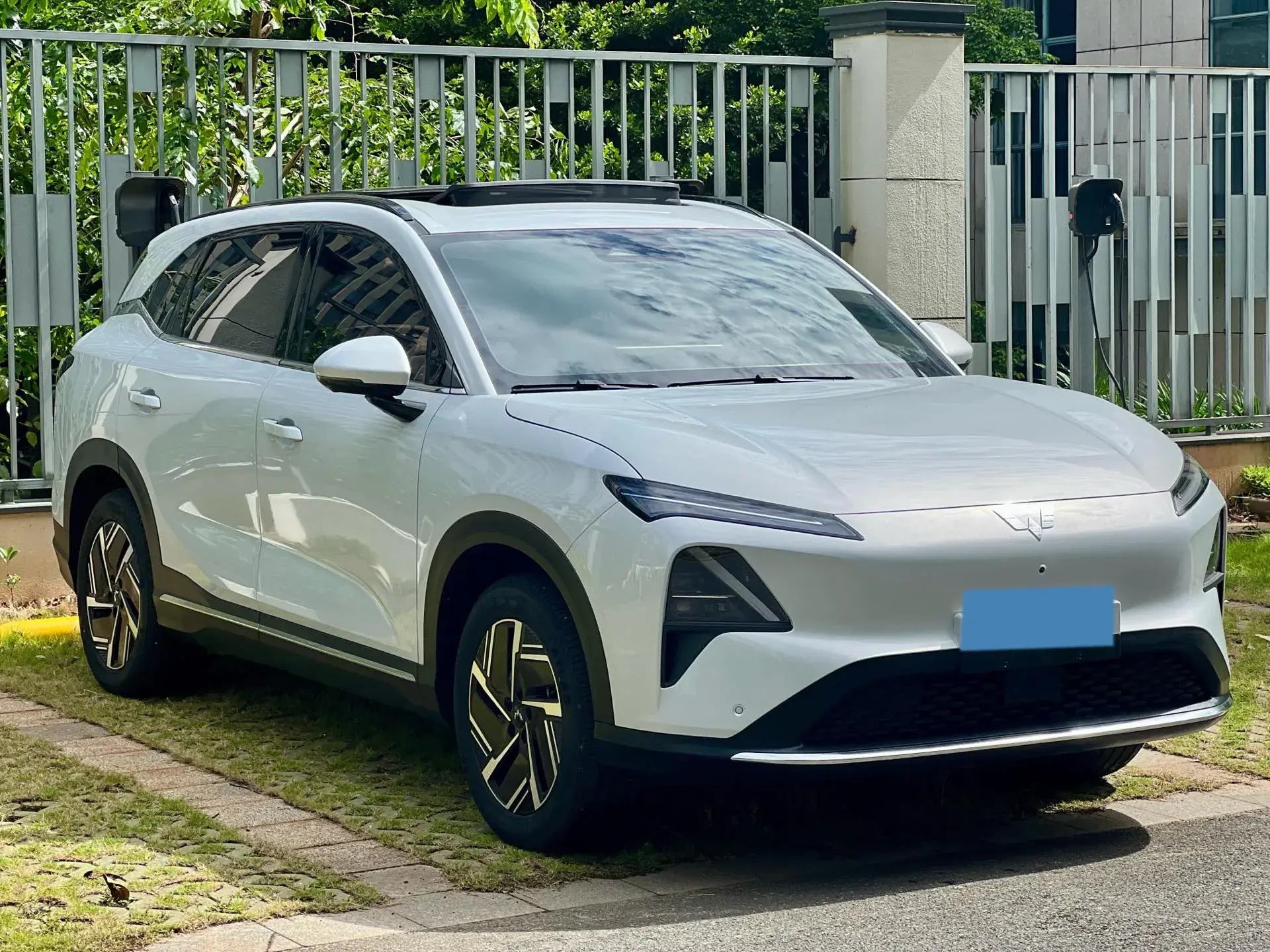 2024 WULING XINGGUANGS thumbnail 3