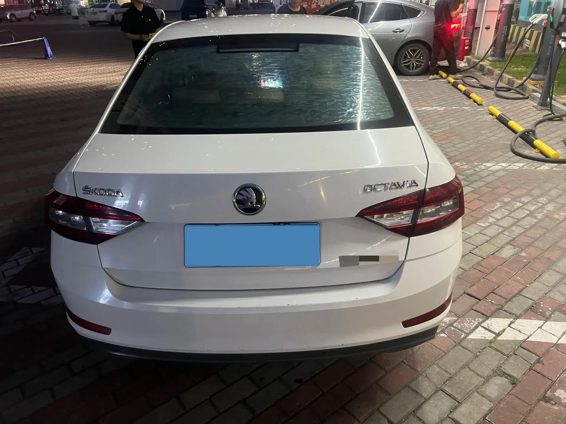 2018 SKODA OCTAVIA thumbnail 3