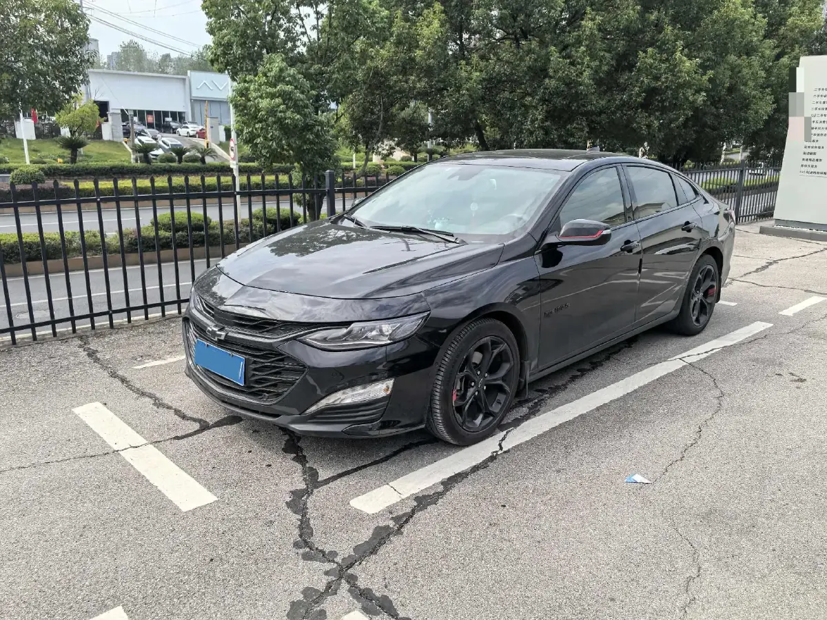 2019 Chevrolet Malibu XL 2.0T 241HP L4 9AT