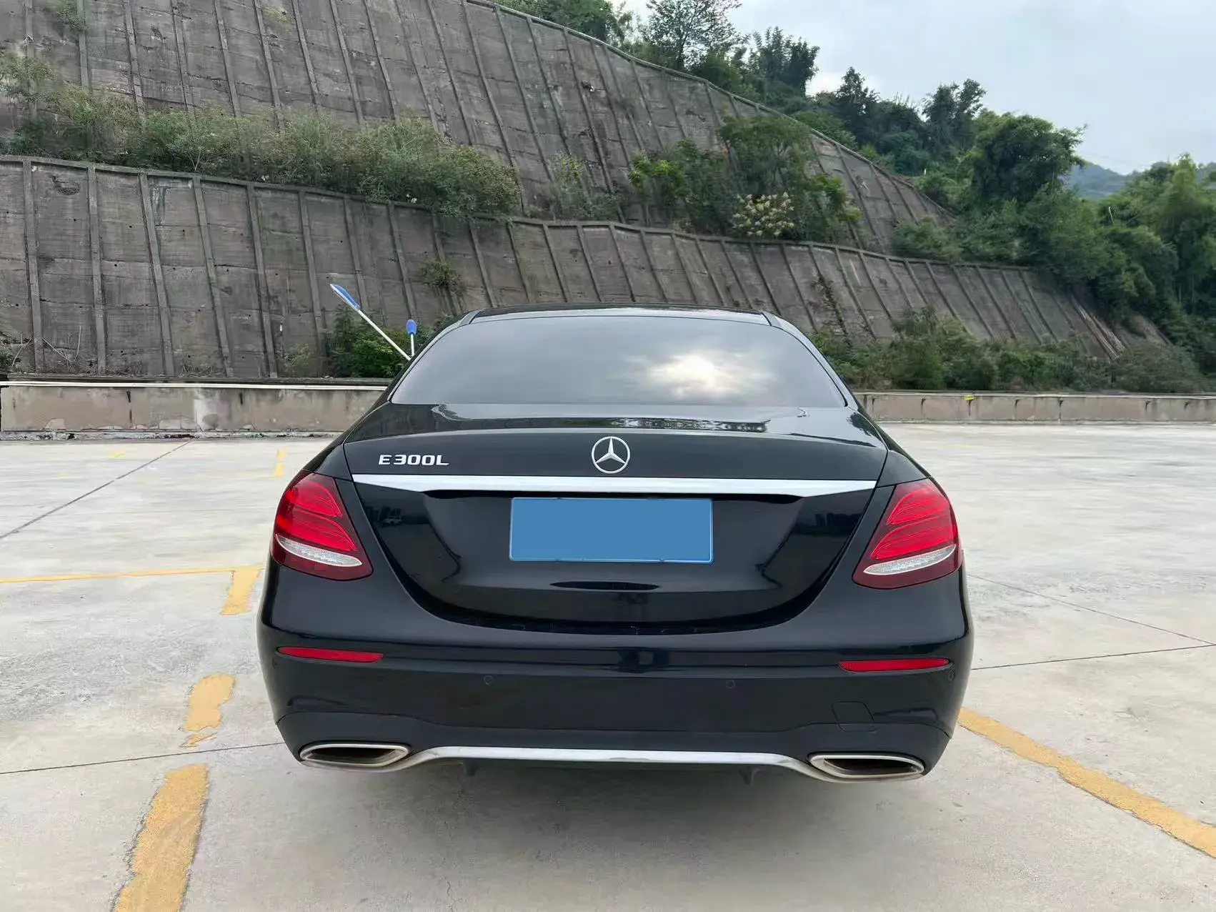 2020 MERCEDES-BENZ E thumbnail 4