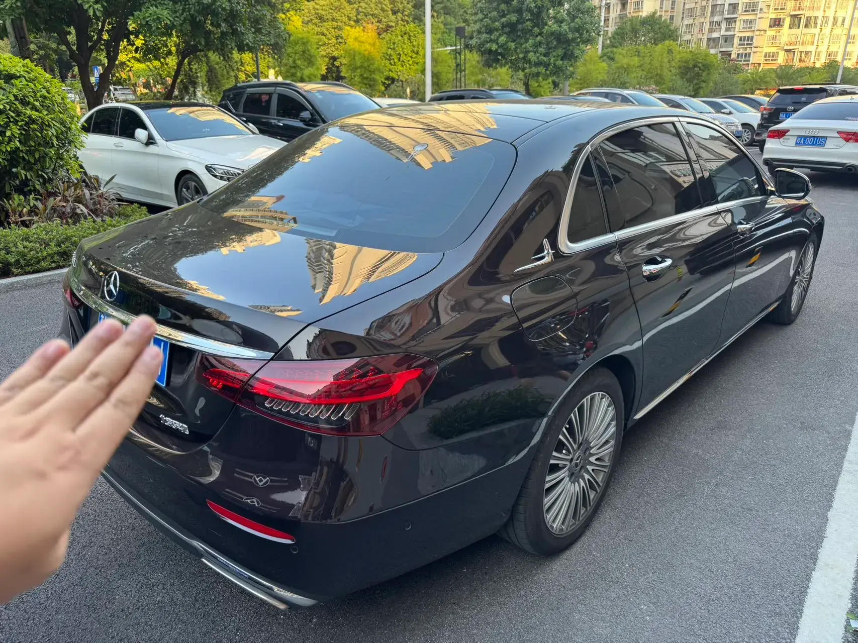 2021 MERCEDES-BENZ E thumbnail 3