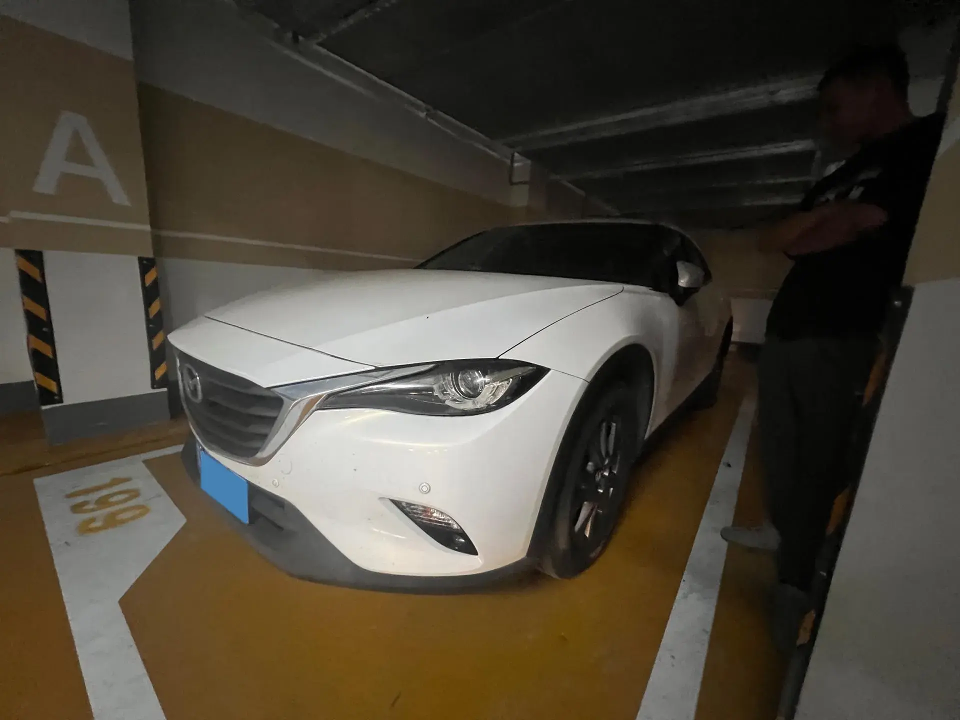 2020 MAZDA CX-4 view 1