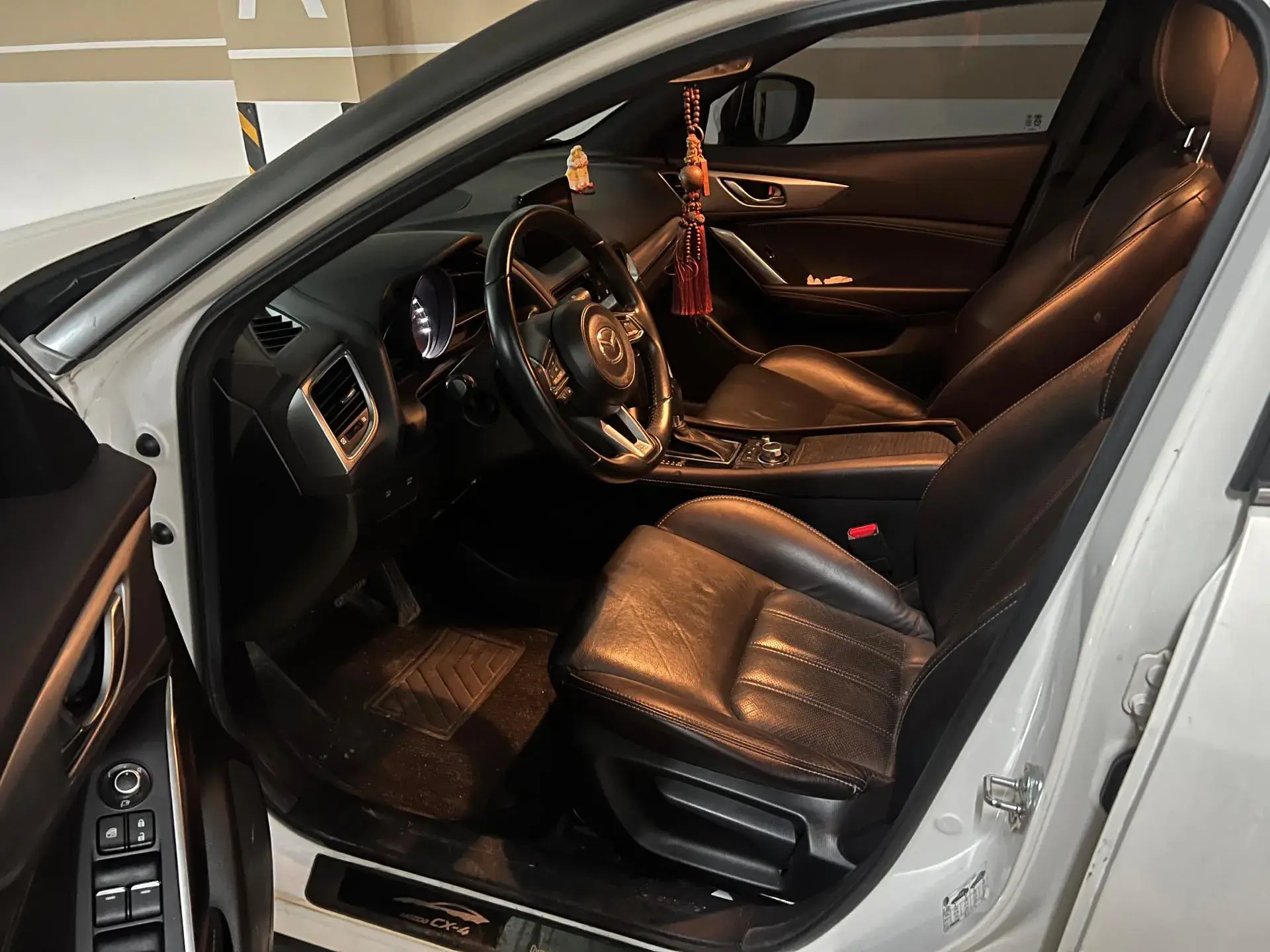 2020 MAZDA CX-4 thumbnail 3