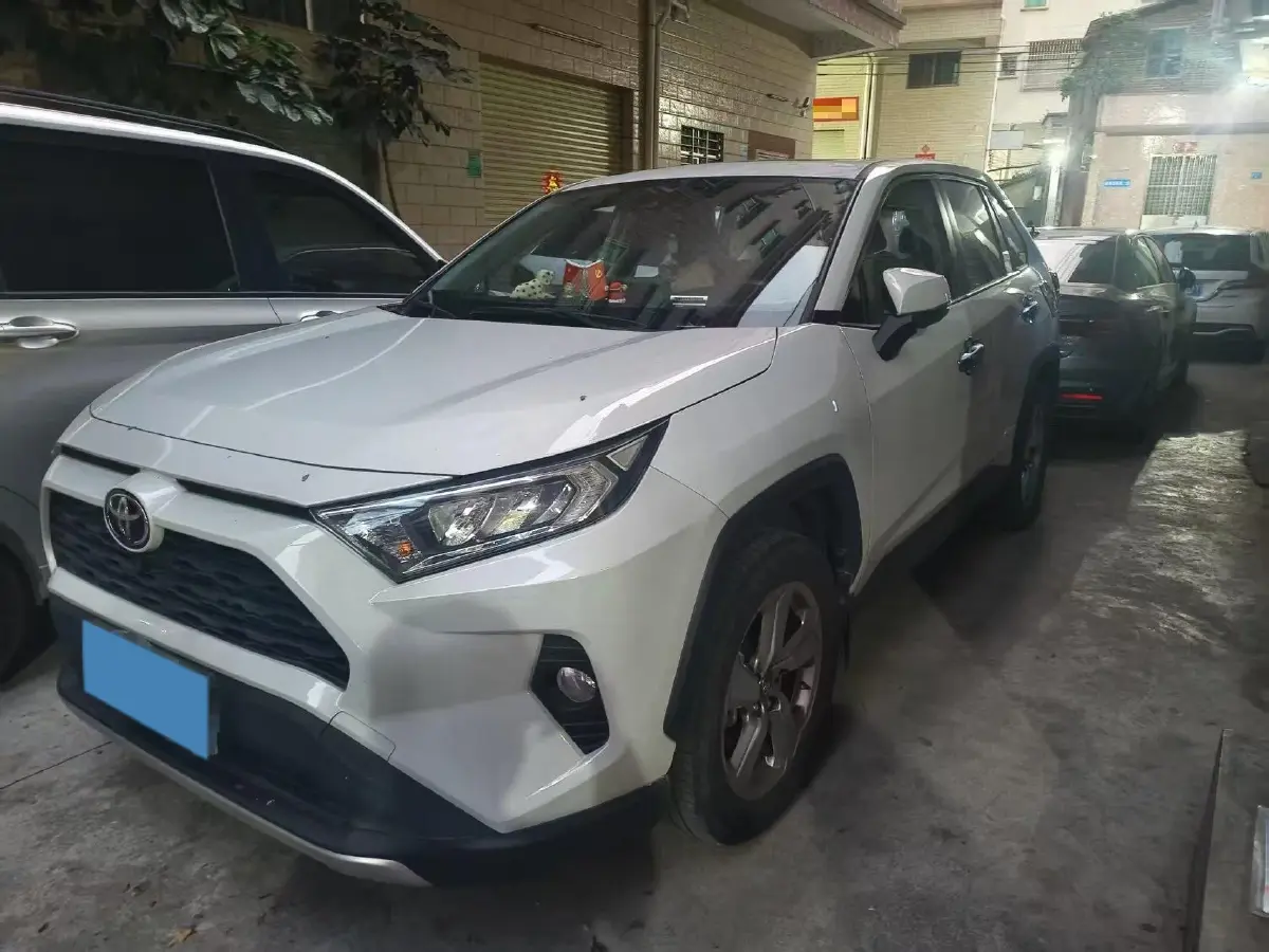 2021 Toyota RAV4 2.0L 171HP L4 CVT