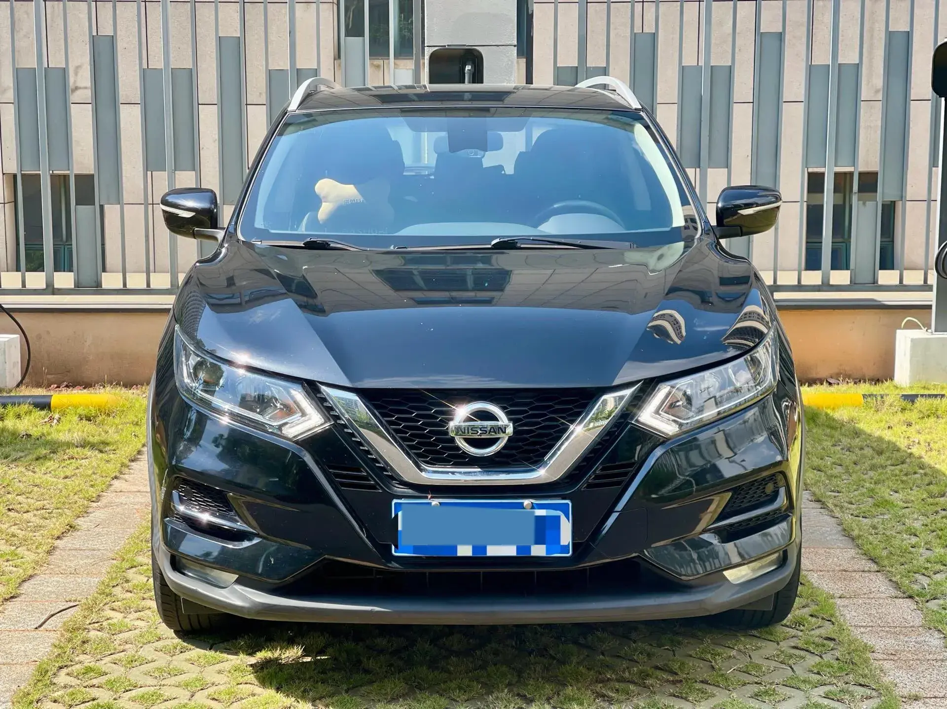 2021 NISSAN QASHQAI thumbnail 2